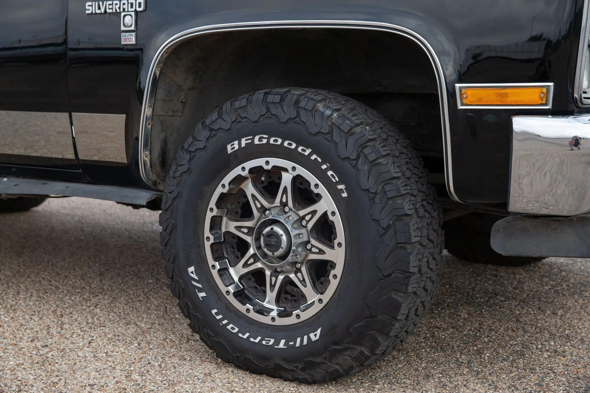 6.2L Detroit Diesel-Powered 1986 Chevrolet K20 Silverado Long Bed Pickup