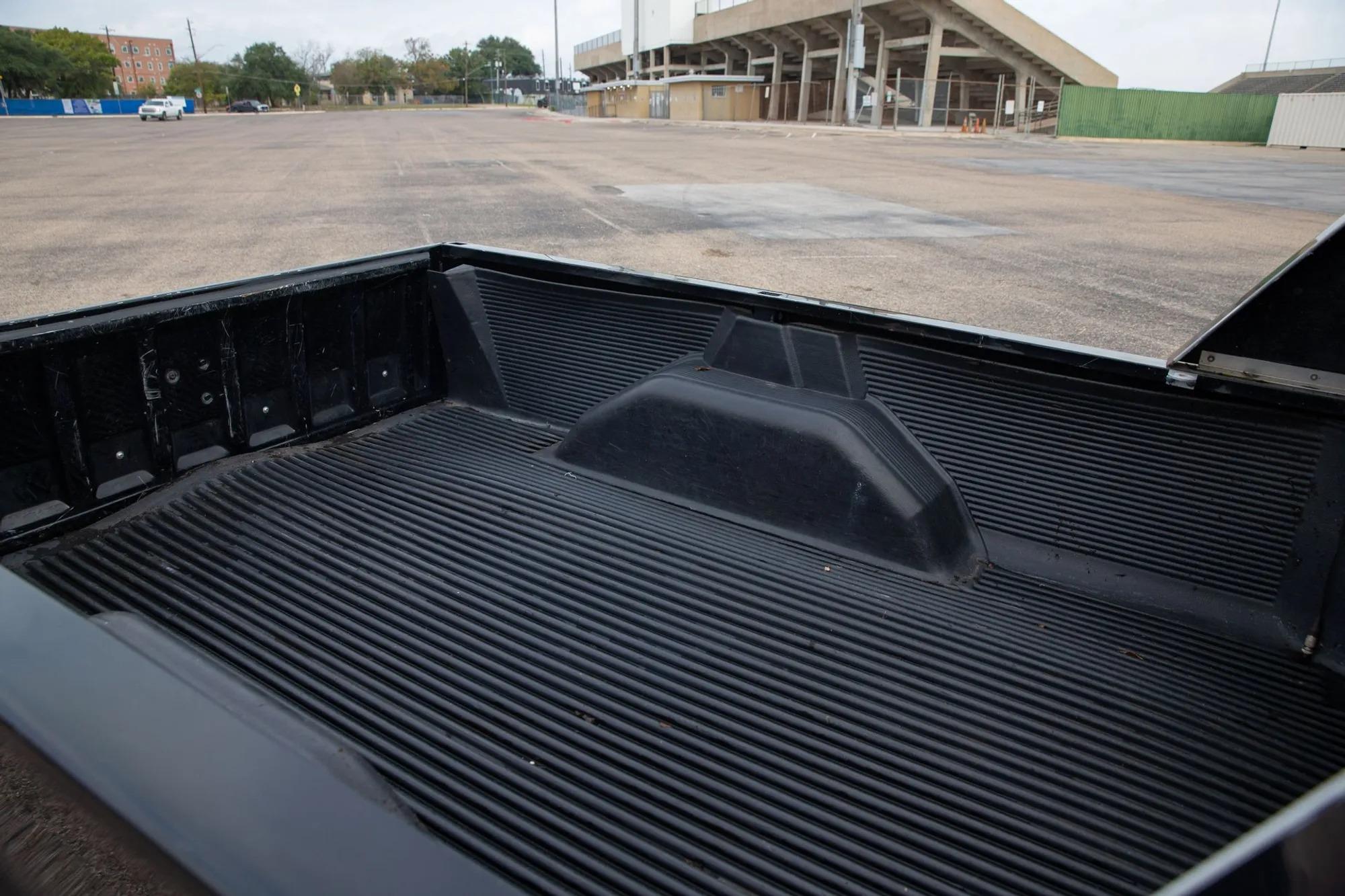 6.2L Detroit Diesel-Powered 1986 Chevrolet K20 Silverado Long Bed Pickup