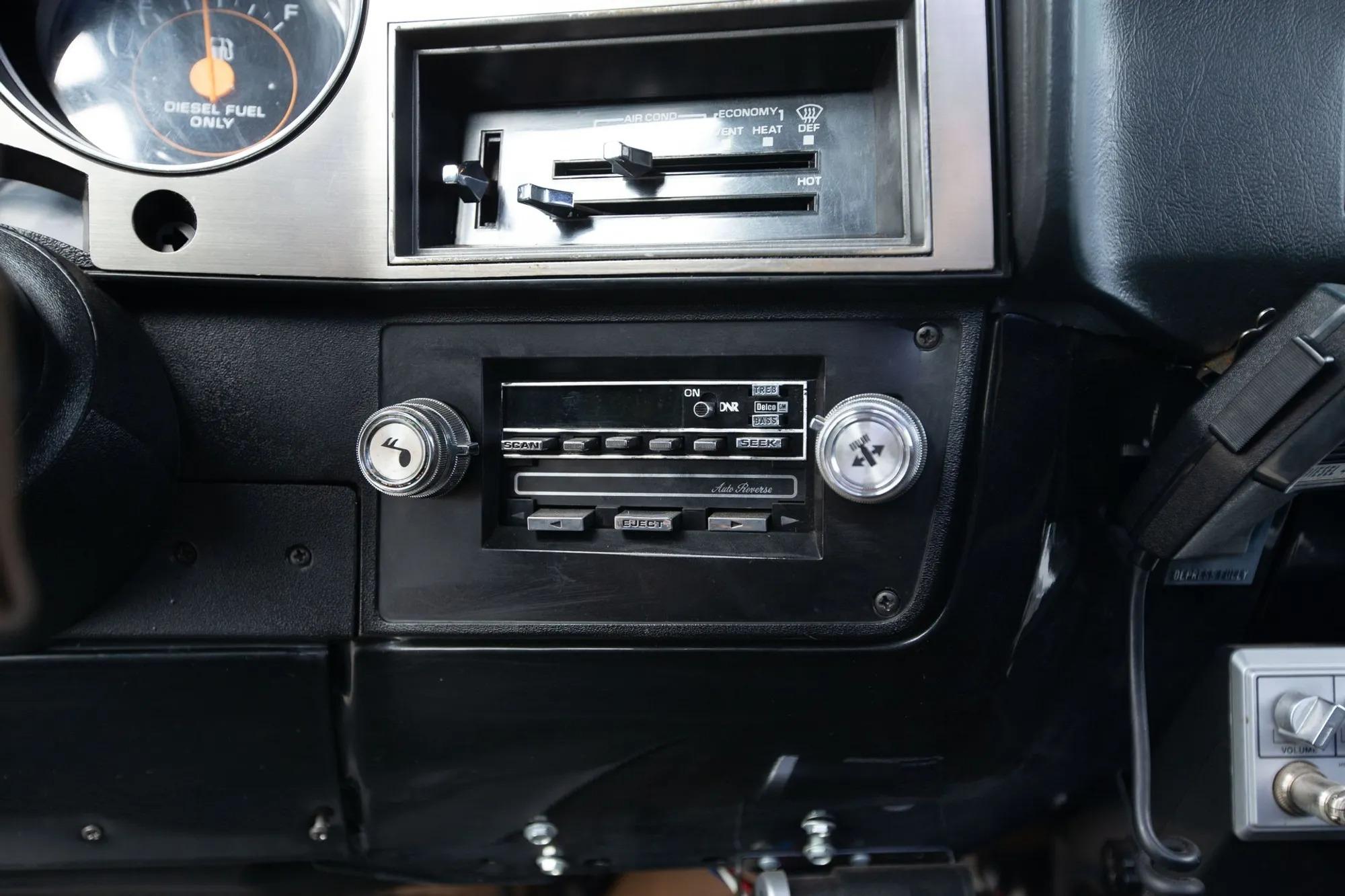 6.2L Detroit Diesel-Powered 1986 Chevrolet K20 Silverado Long Bed Pickup