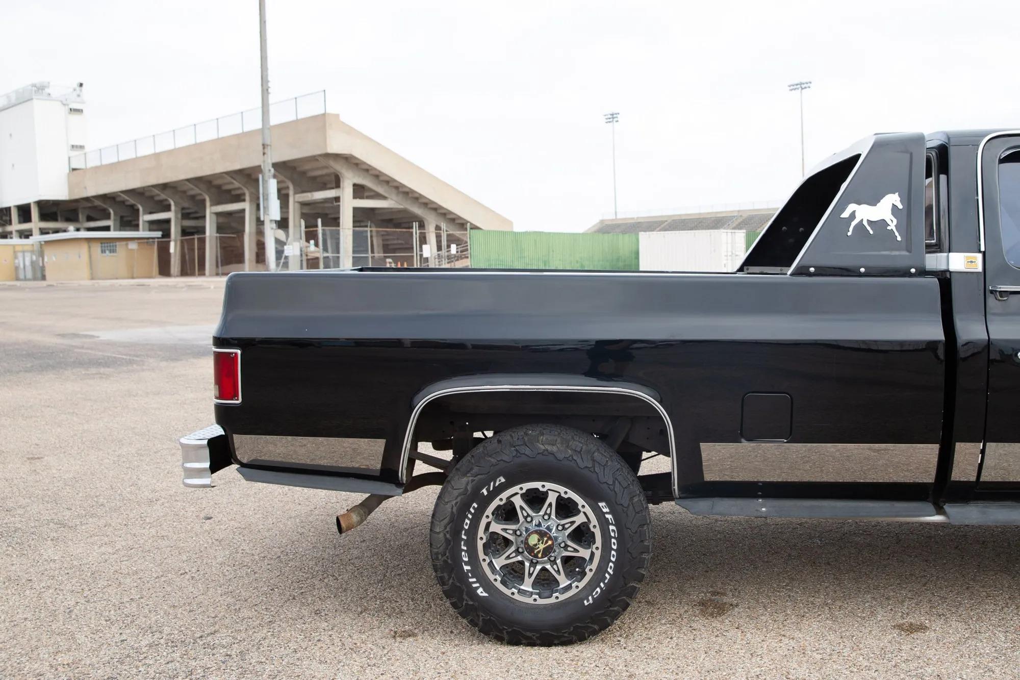 6.2L Detroit Diesel-Powered 1986 Chevrolet K20 Silverado Long Bed Pickup