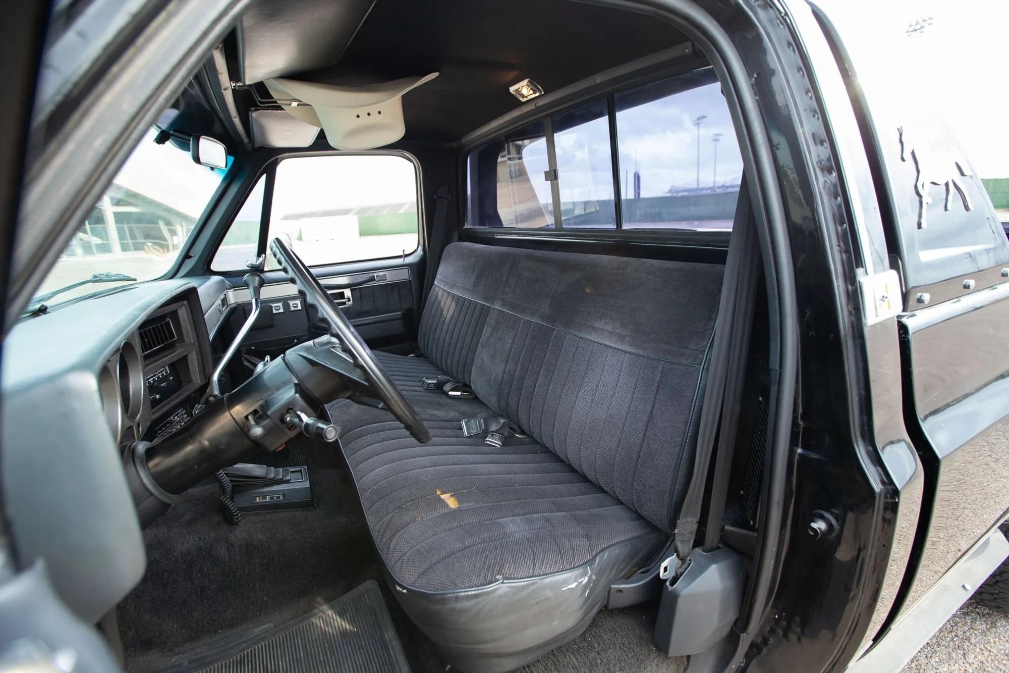 6.2L Detroit Diesel-Powered 1986 Chevrolet K20 Silverado Long Bed Pickup