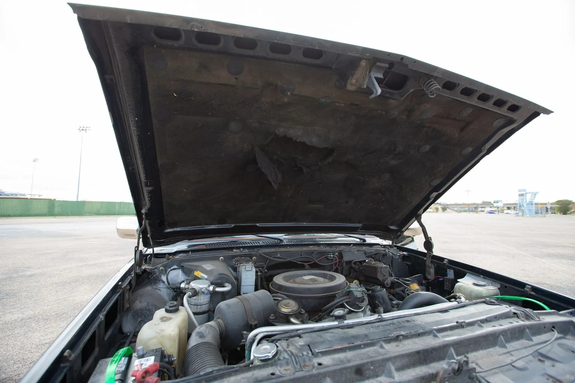 6.2L Detroit Diesel-Powered 1986 Chevrolet K20 Silverado Long Bed Pickup