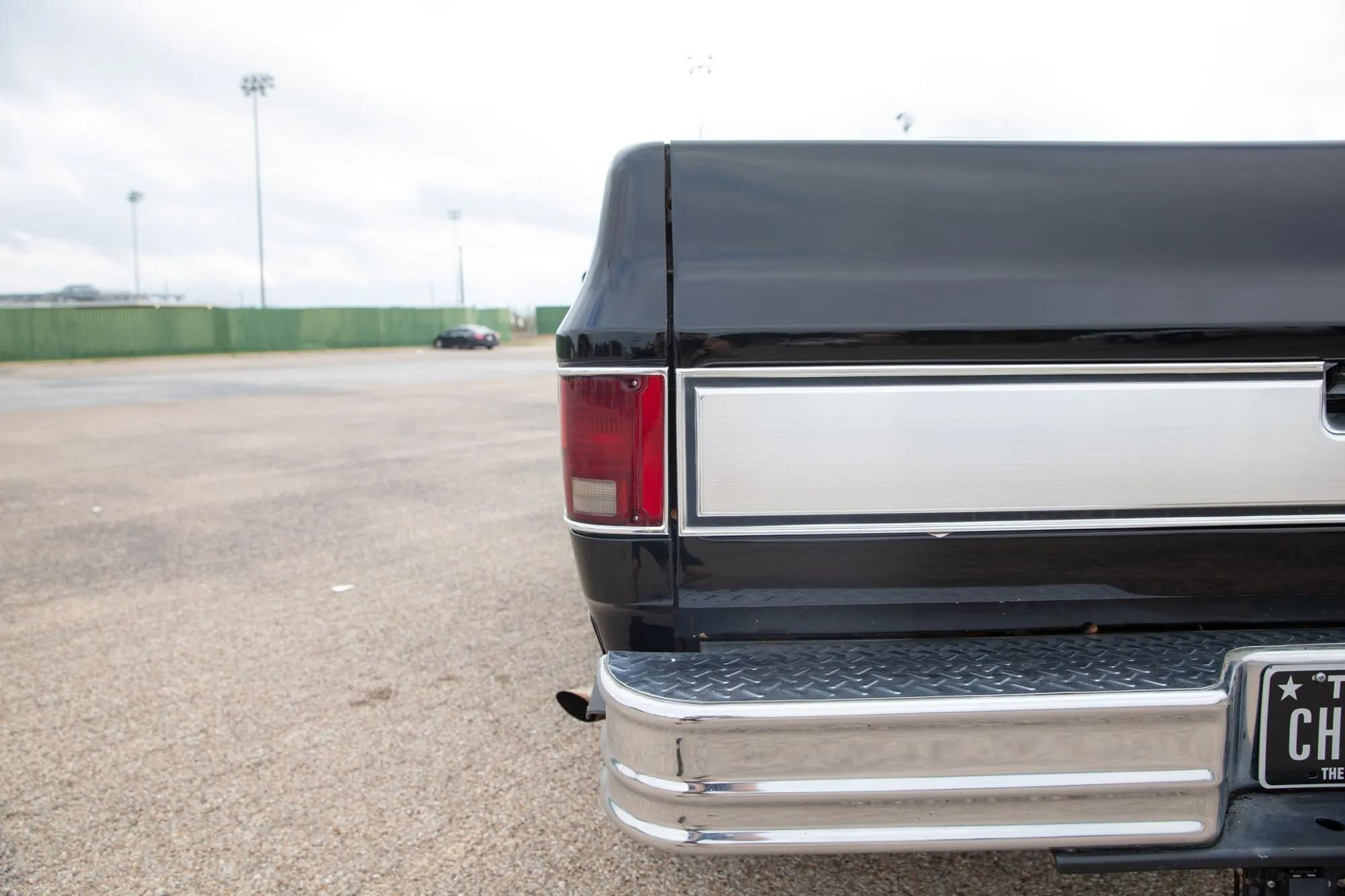 6.2L Detroit Diesel-Powered 1986 Chevrolet K20 Silverado Long Bed Pickup