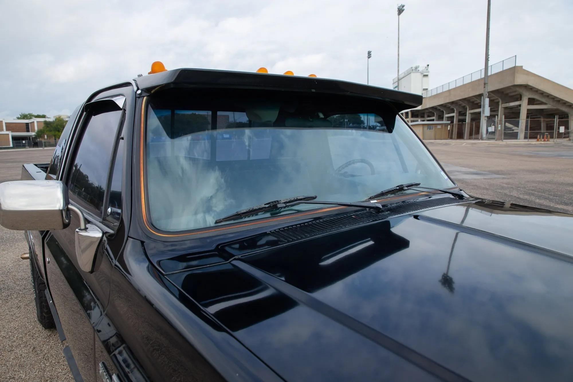 6.2L Detroit Diesel-Powered 1986 Chevrolet K20 Silverado Long Bed Pickup