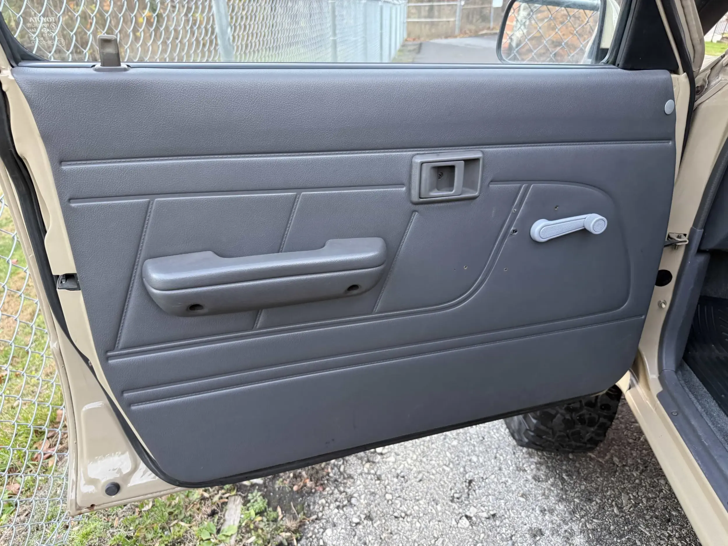 1991 Toyota Hilux LN107