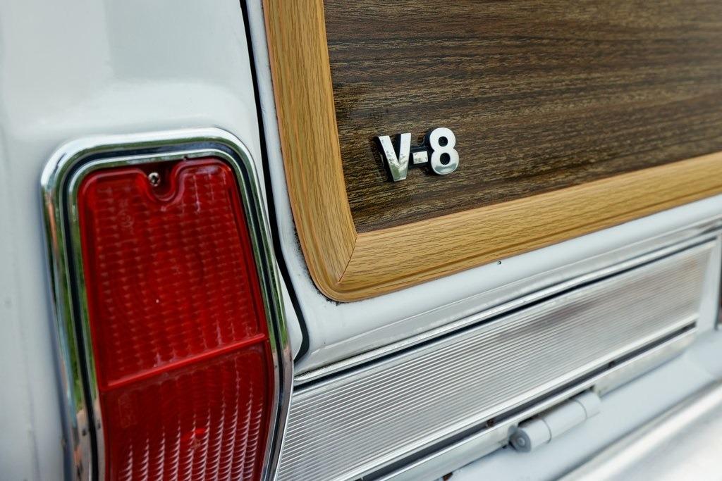 1989 Jeep Grand Wagoneer