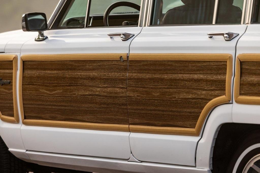 1989 Jeep Grand Wagoneer