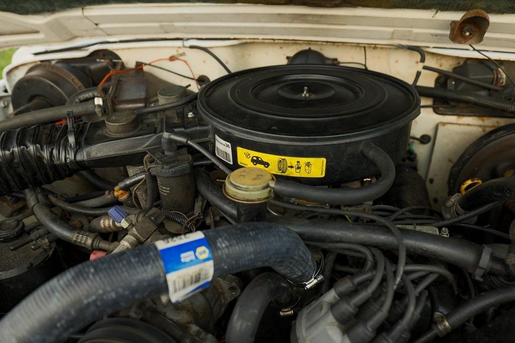 1989 Jeep Grand Wagoneer