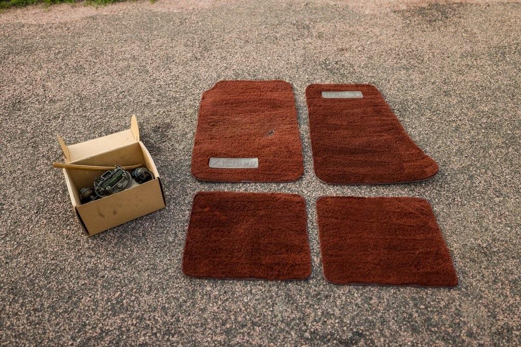 1989 Jeep Grand Wagoneer