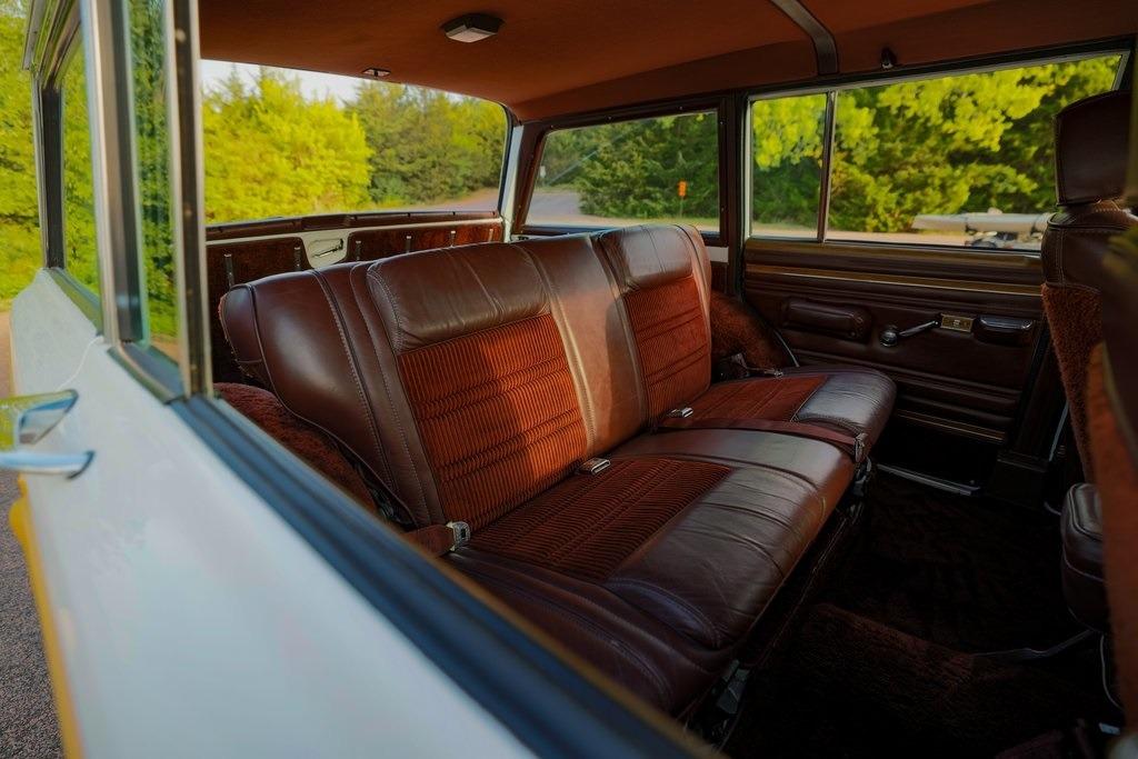 1989 Jeep Grand Wagoneer