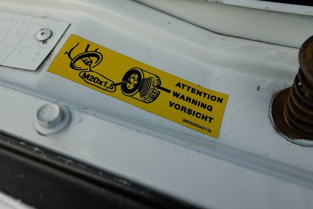 1989 Jeep Grand Wagoneer