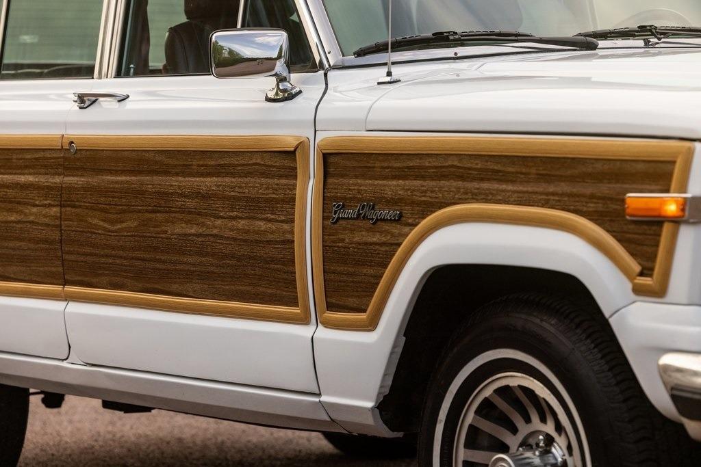 1989 Jeep Grand Wagoneer
