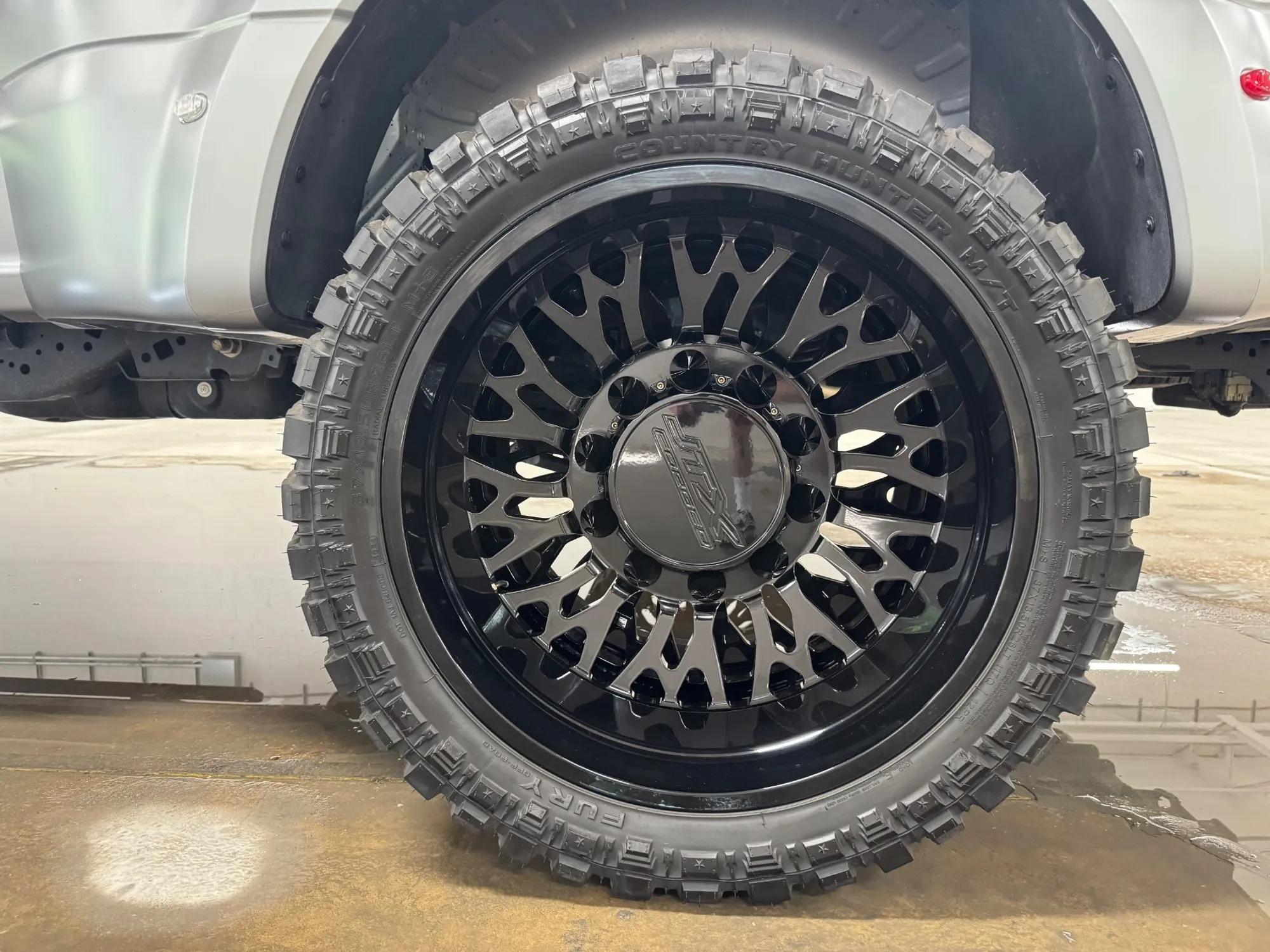 2024 Ford F-450 Super Duty Platinum