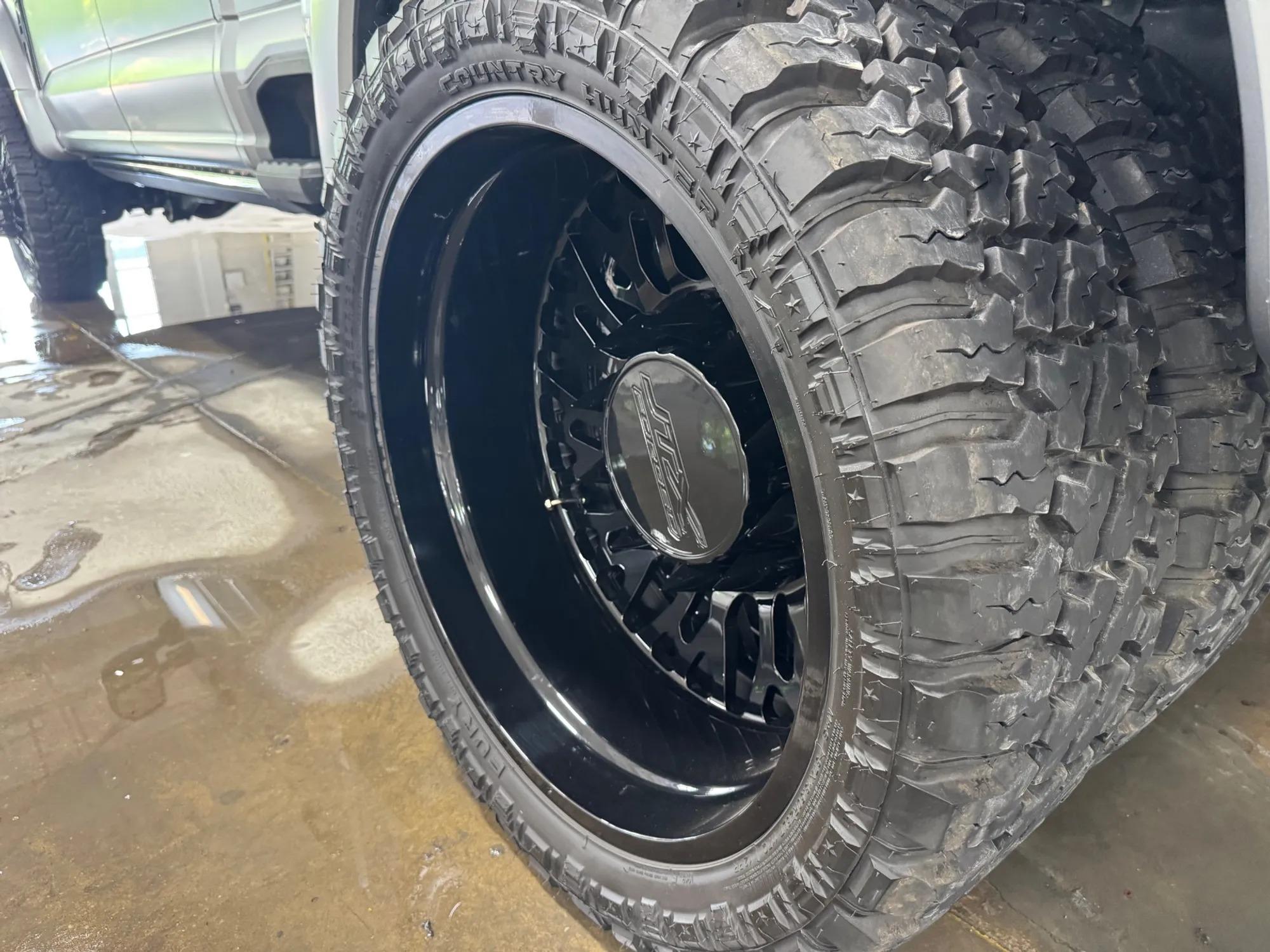 2024 Ford F-450 Super Duty Platinum