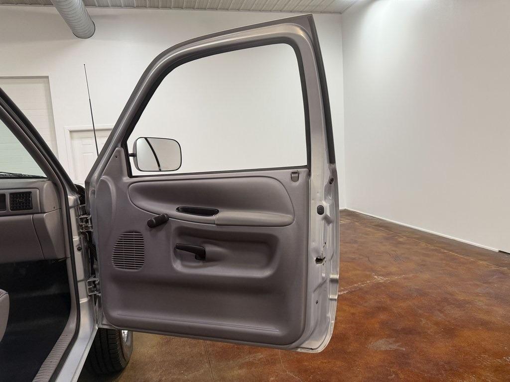 22k-Mile 1994 Dodge Ram 1500 LT