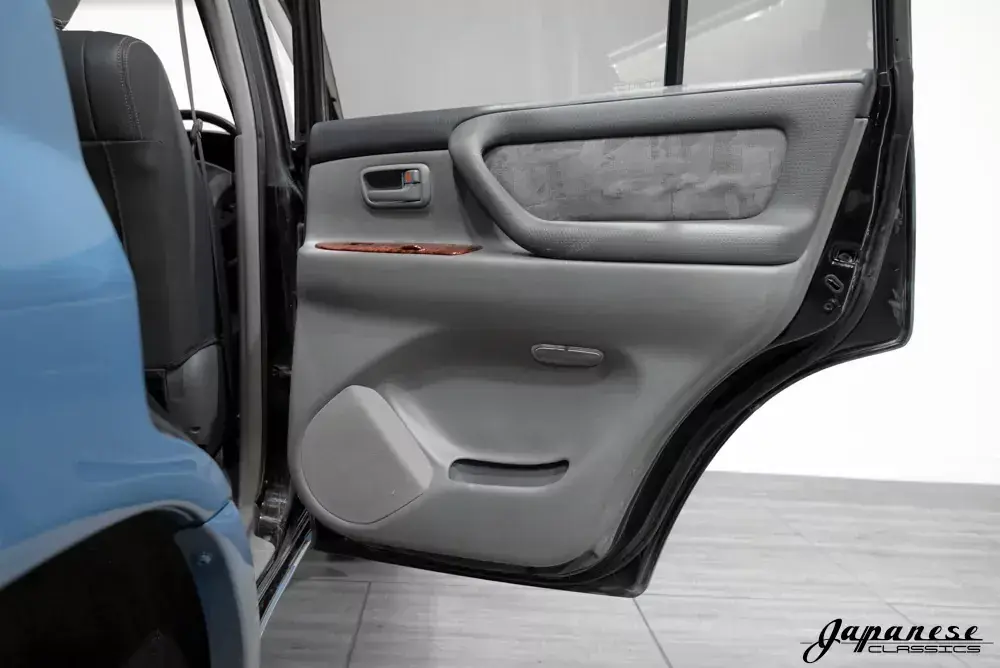 1999 Toyota Land Cruiser J100