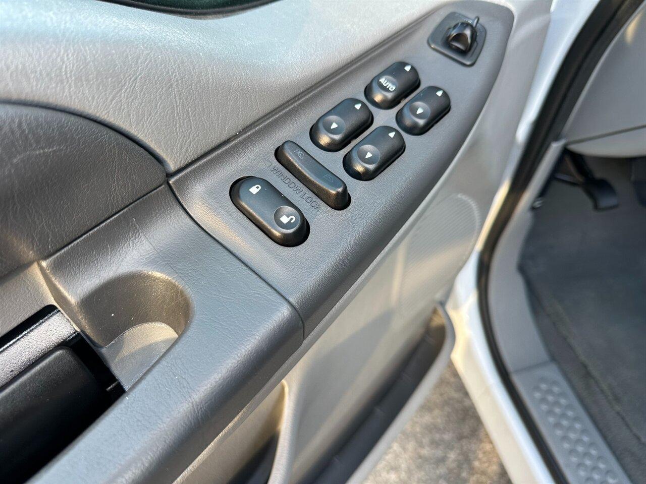 V10-Powered 2003 Ford F-250 Super Duty