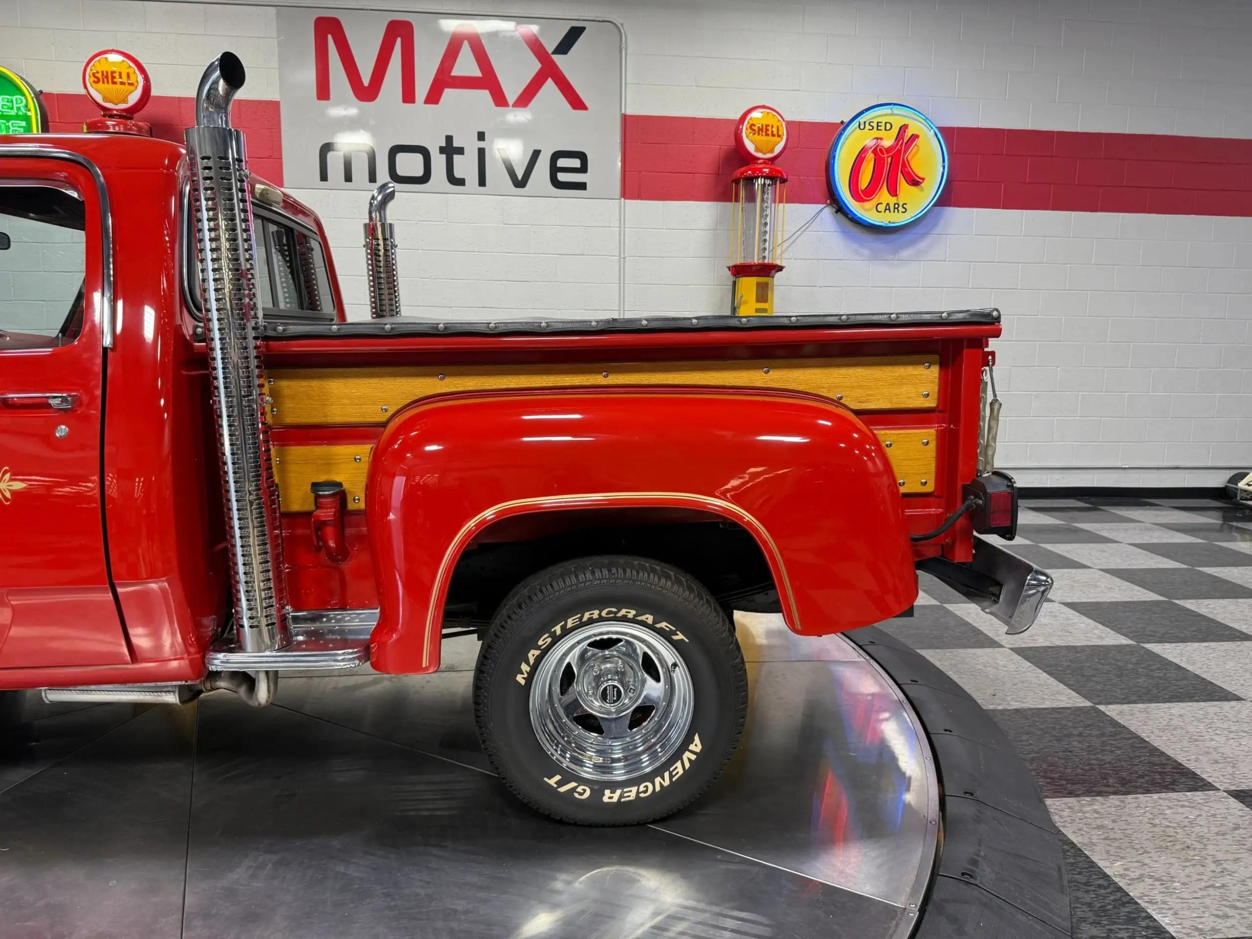 1979 Dodge D150 Li'l Red Express