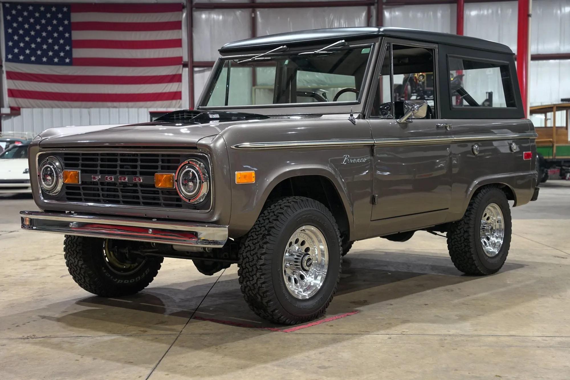  Ford Bronco