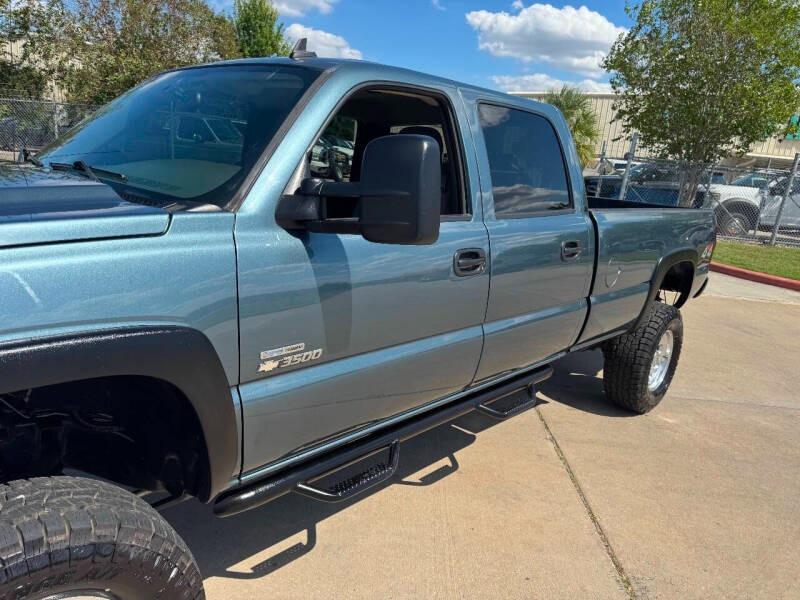 LBZ-Powered 2006 Chevrolet Silverado 3500