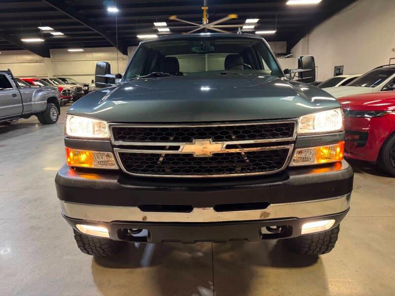 LBZ-Powered 2006 Chevrolet Silverado 3500