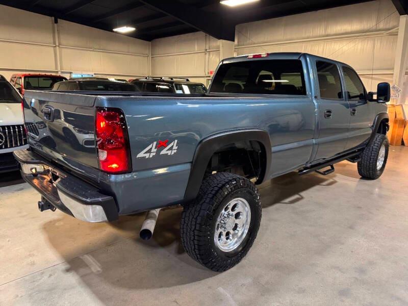 LBZ-Powered 2006 Chevrolet Silverado 3500