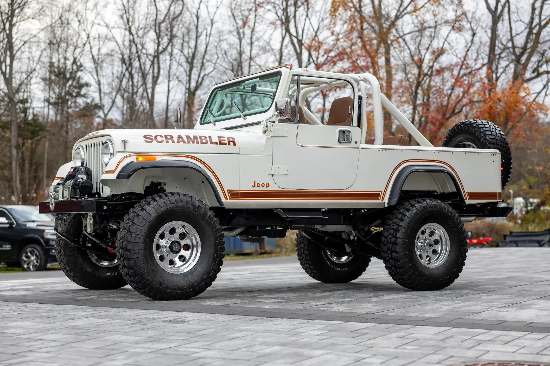 1982 Jeep CJ-8 Scrambler - 5