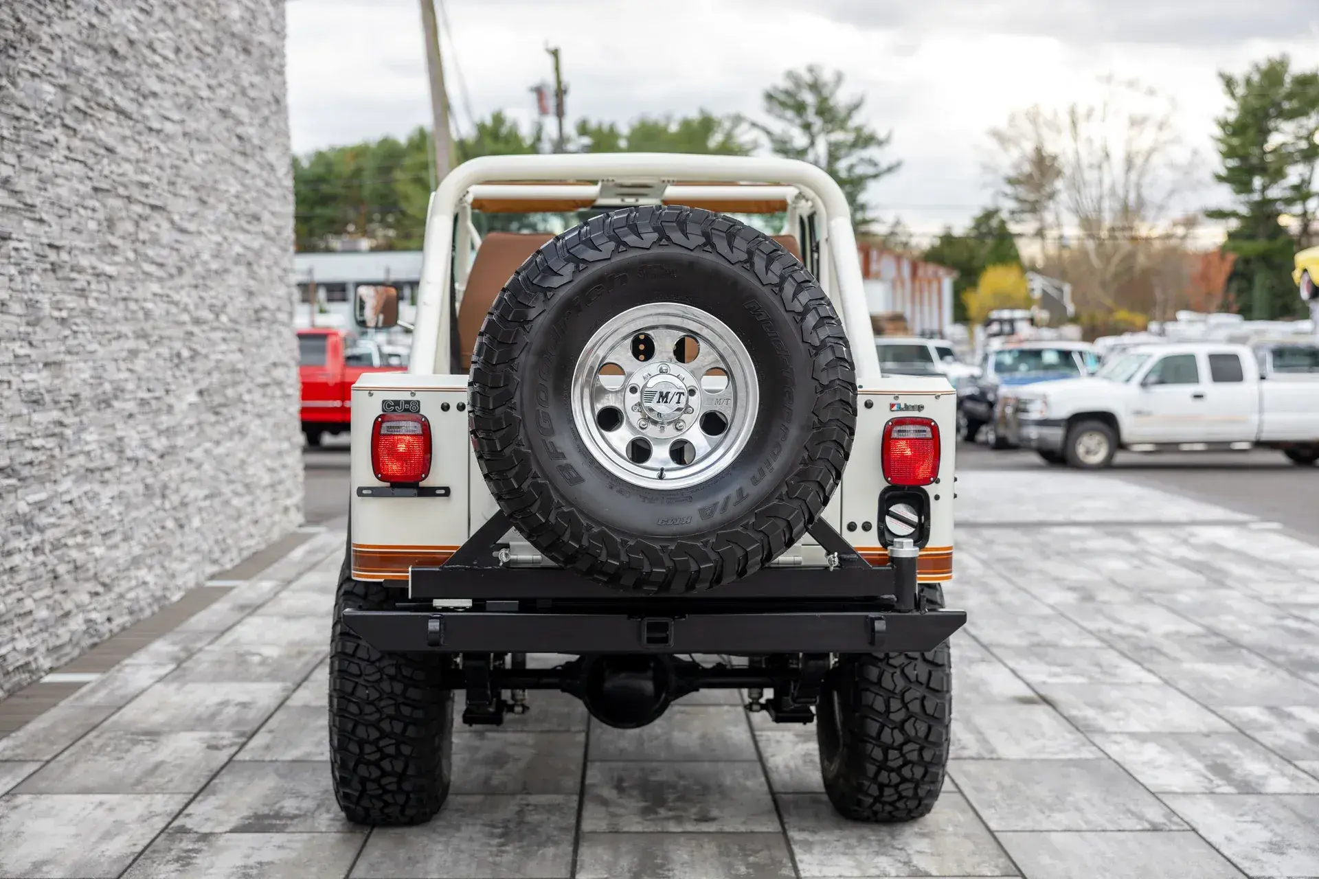 1982 Jeep CJ-8 Scrambler