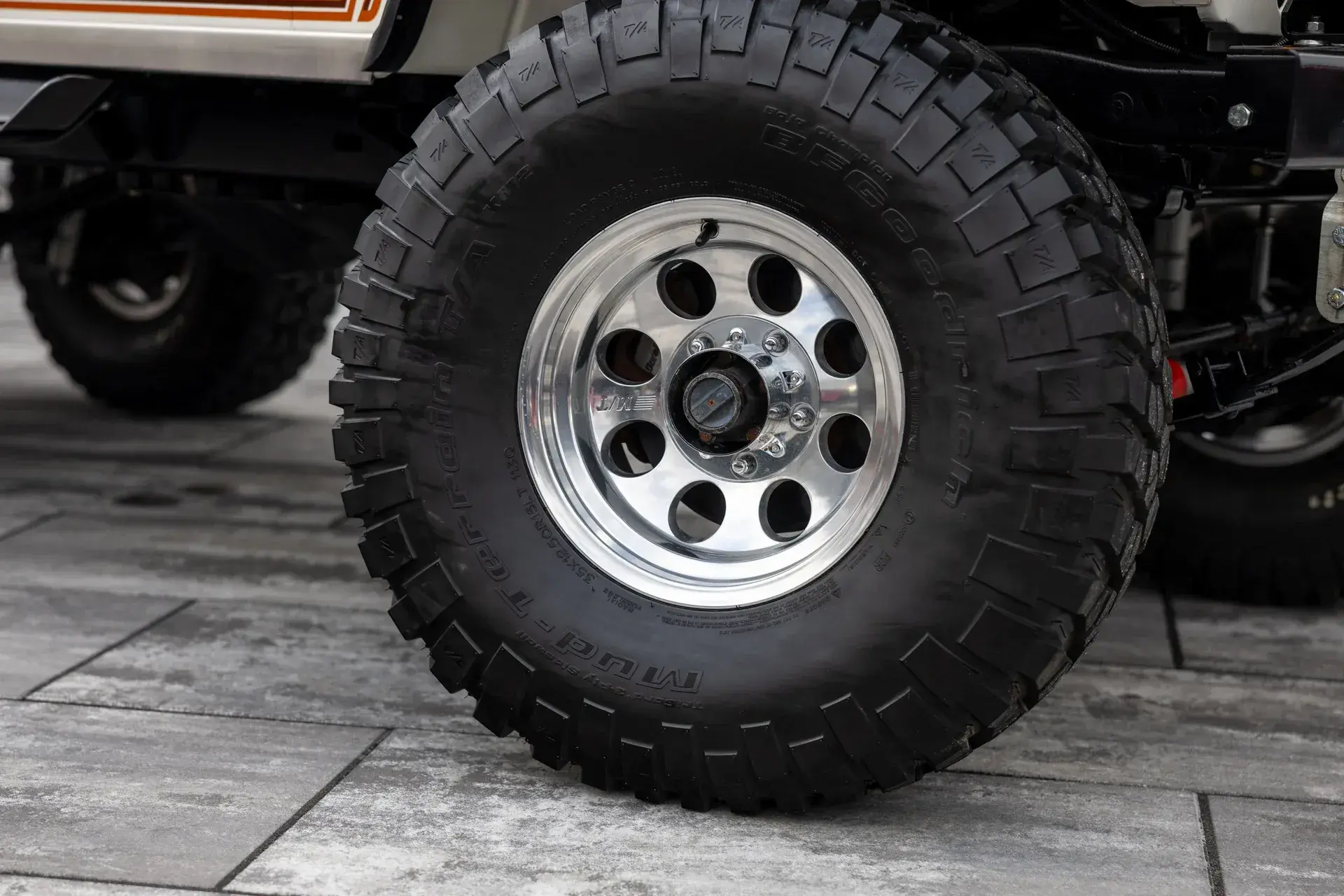 1982 Jeep CJ-8 Scrambler - 4