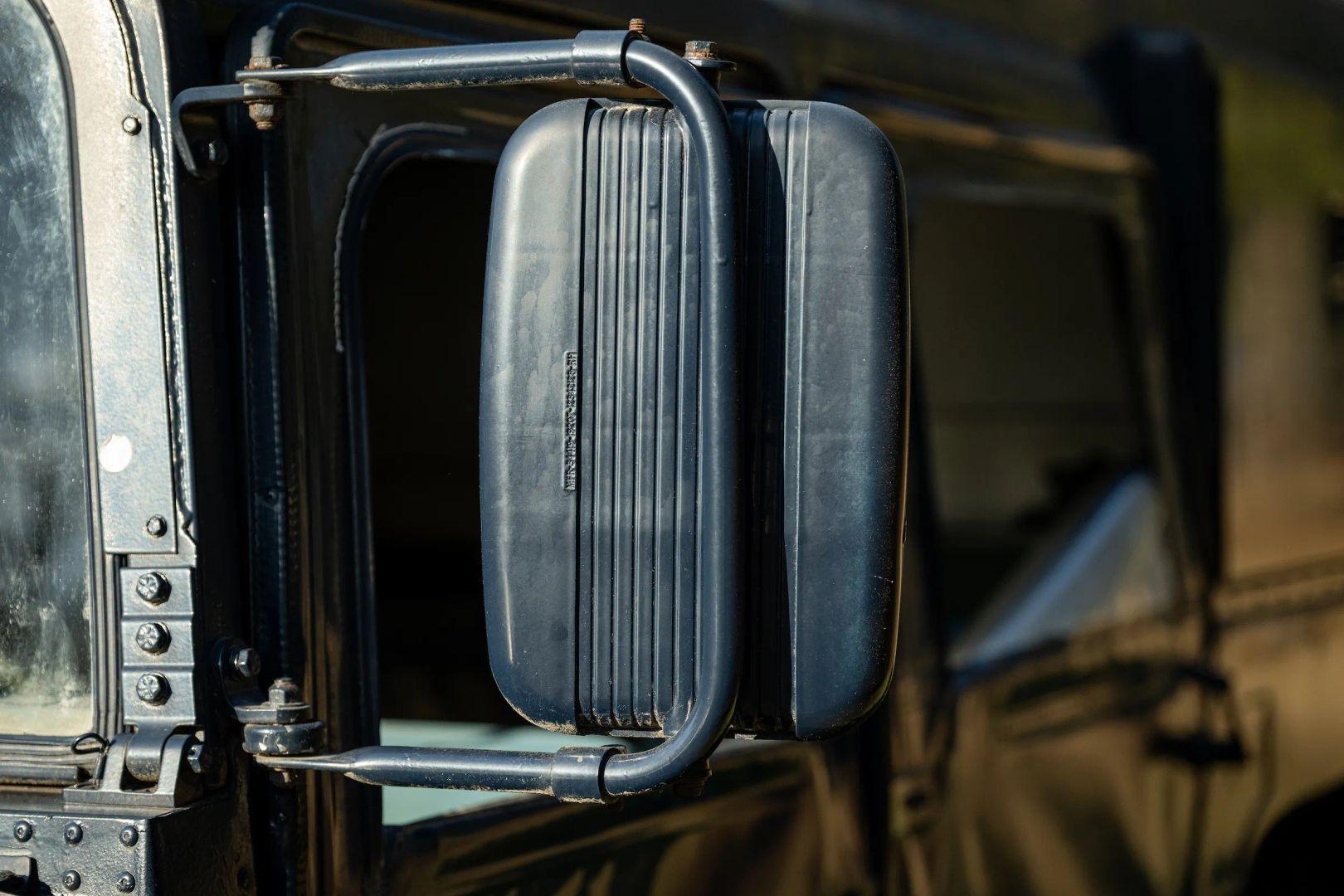 1990 AM General M998 HMMWV