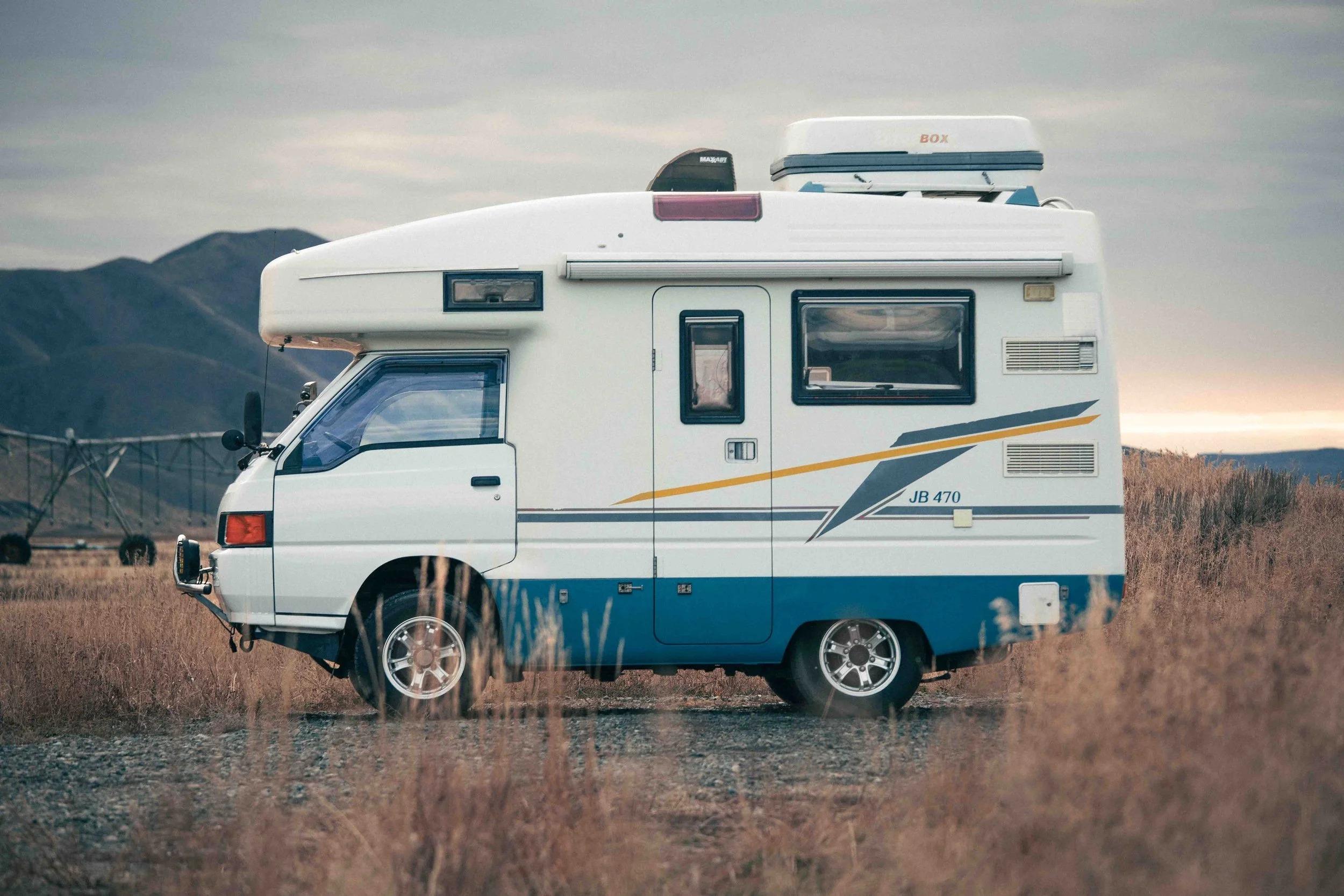 1996 Mitsubishi Delica JB470 Camper Van - 2