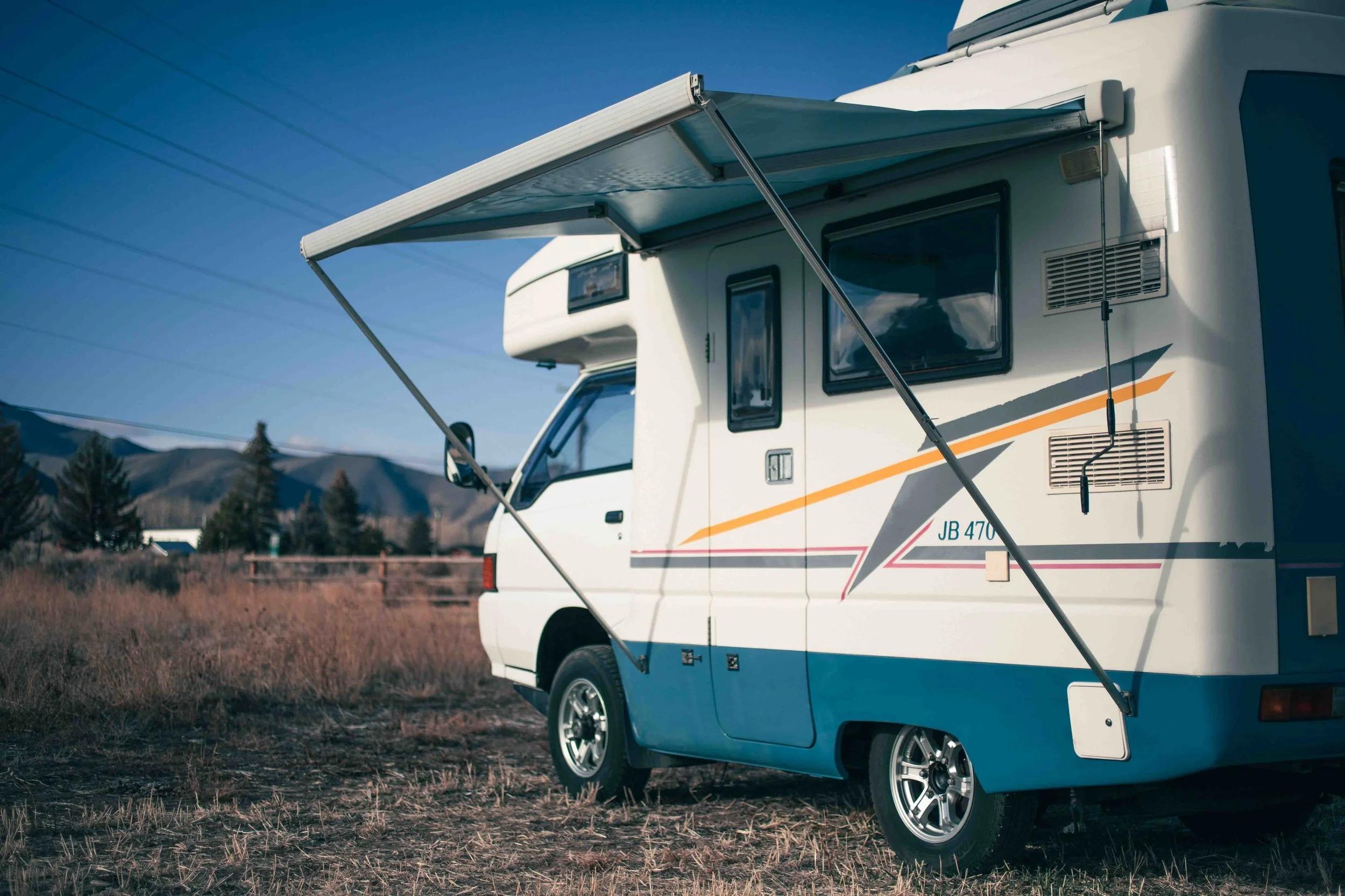1996 Mitsubishi Delica JB470 Camper Van
