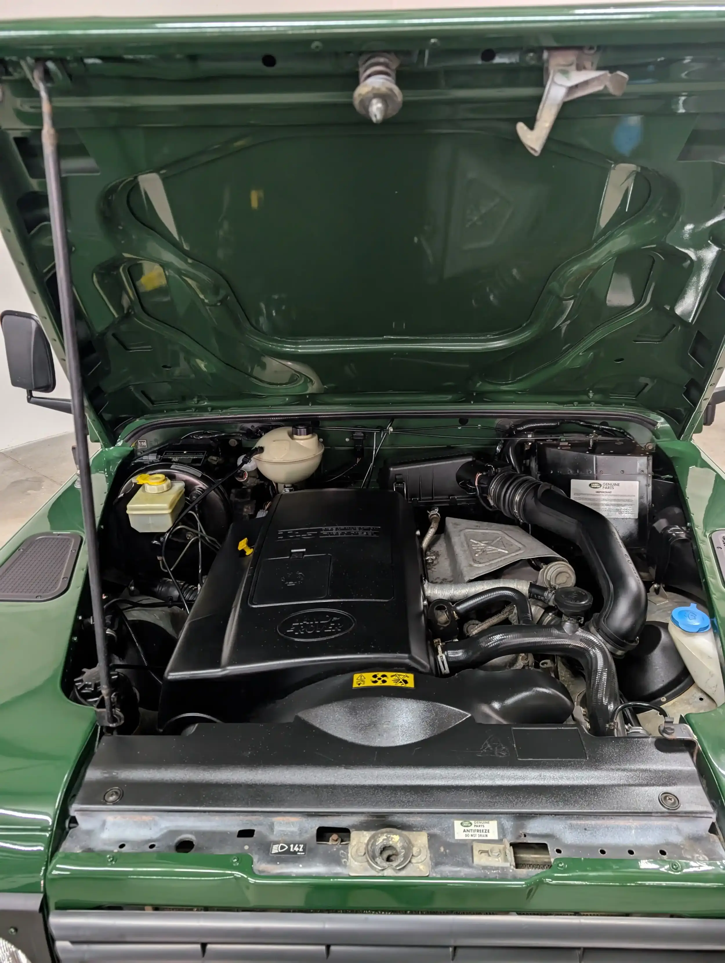 2000 Land Rover Defender 110 Hi-Cap Pickup Td5