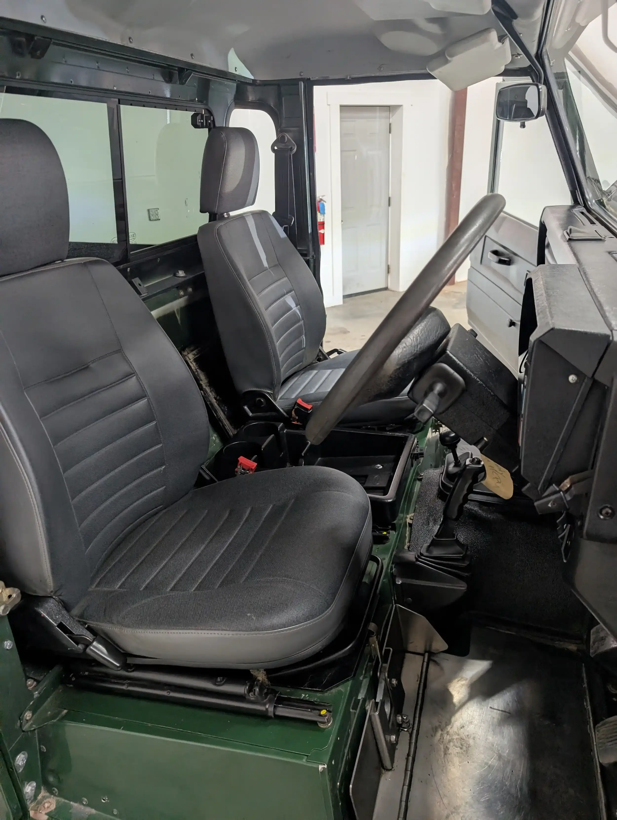 2000 Land Rover Defender 110 Hi-Cap Pickup Td5