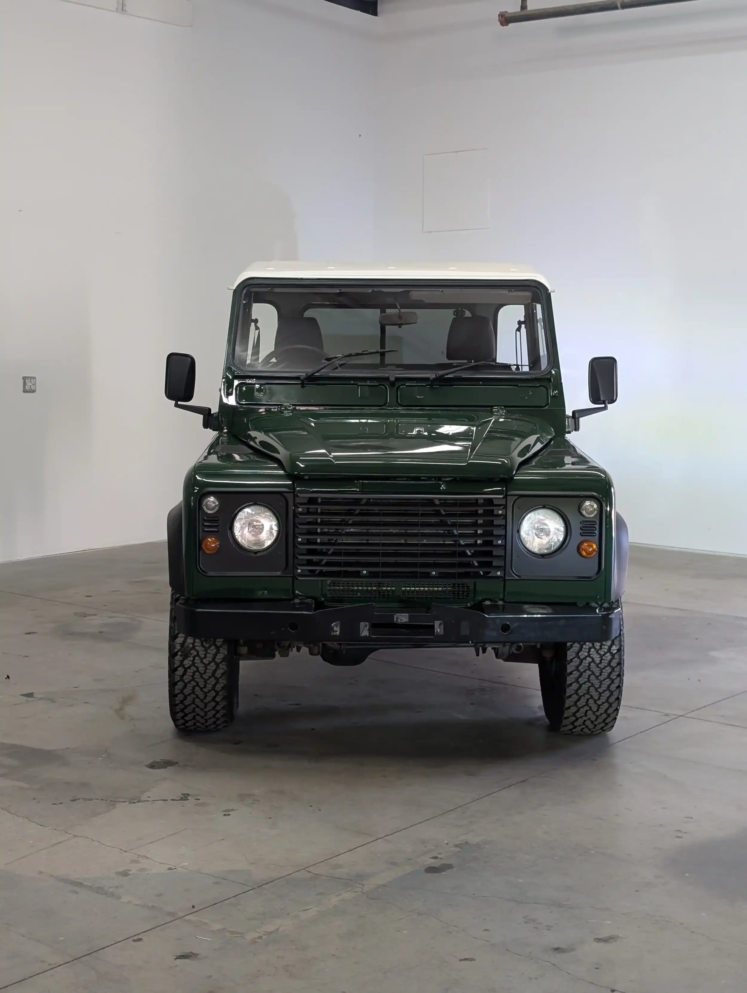 2000 Land Rover Defender 110 Hi-Cap Pickup Td5