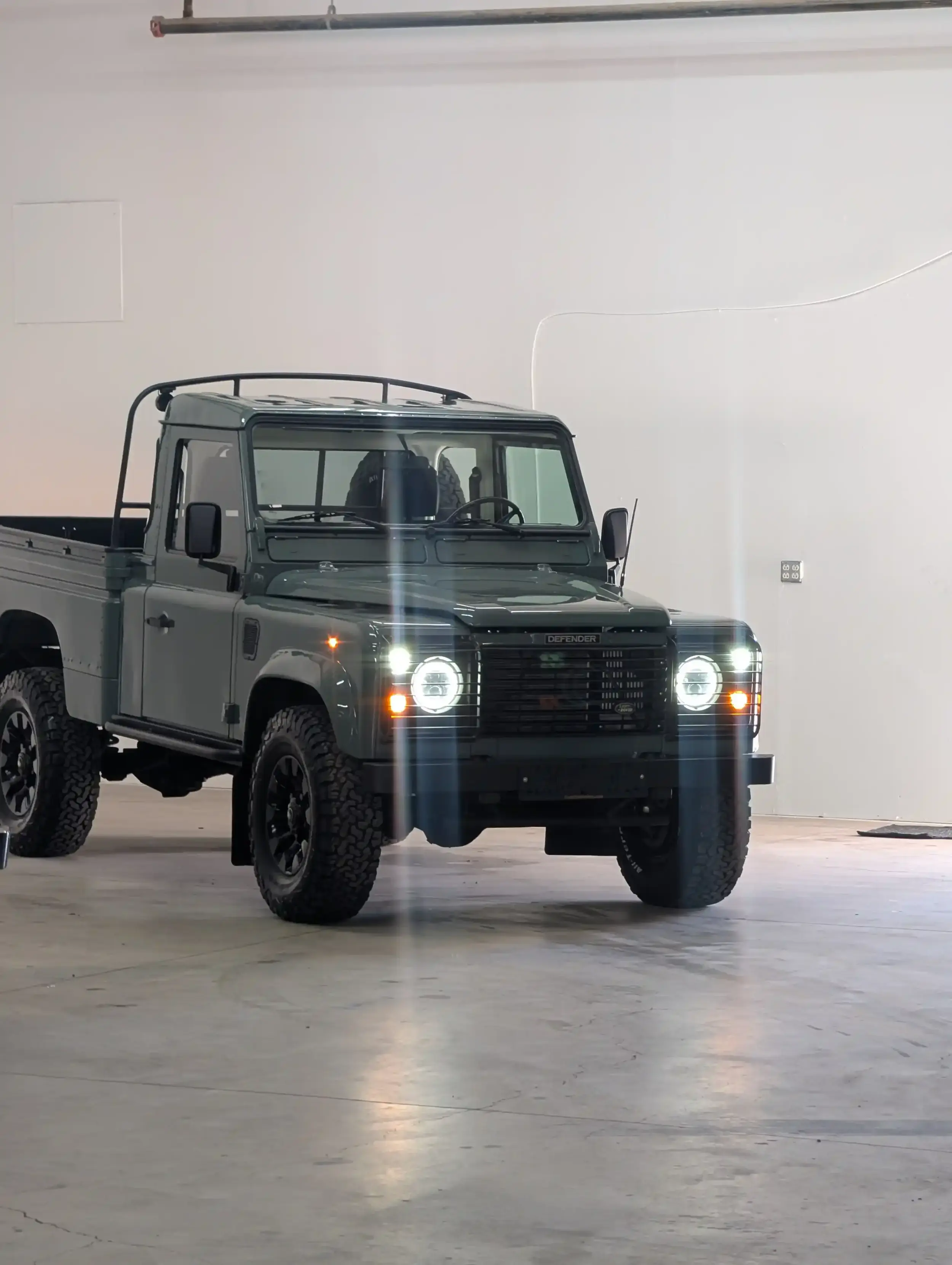 Dutch Defenders 1996 Defender 110 Hi Cap - 3