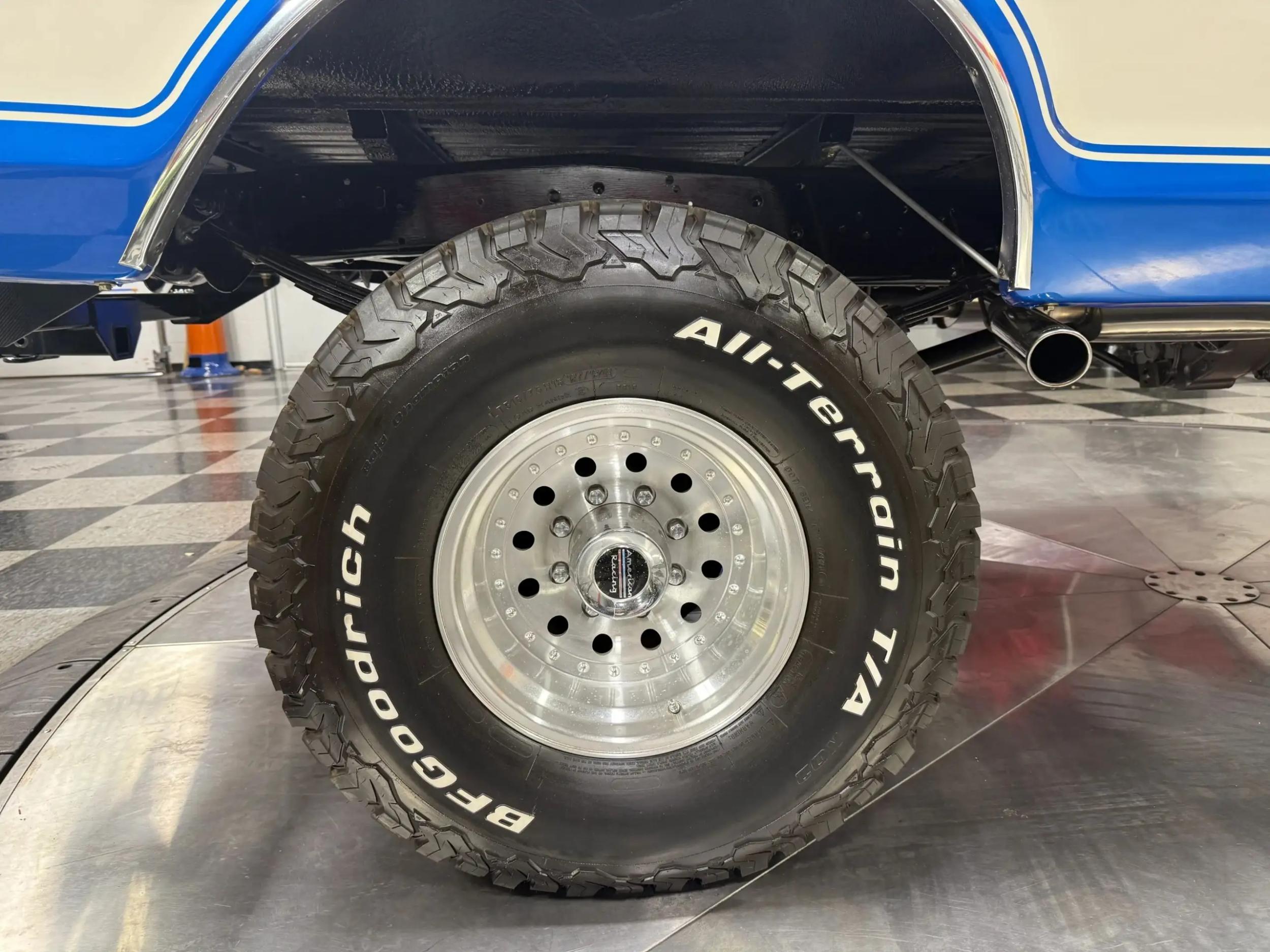 1975 Ford F-250 Explorer