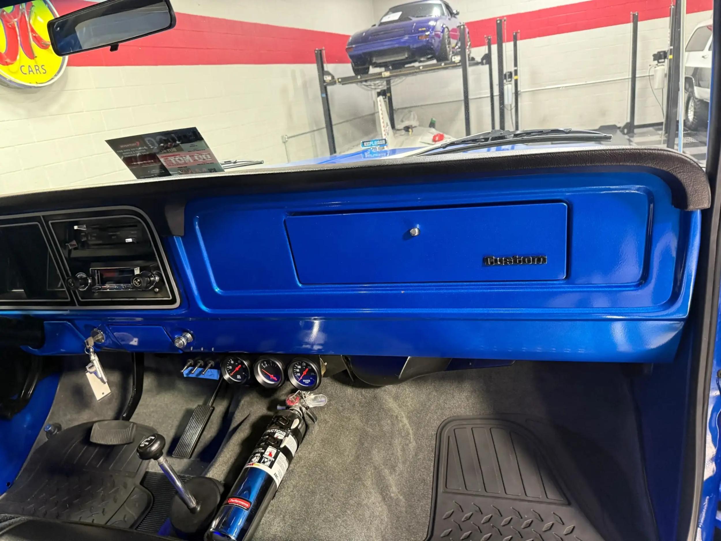 1975 Ford F-250 Explorer