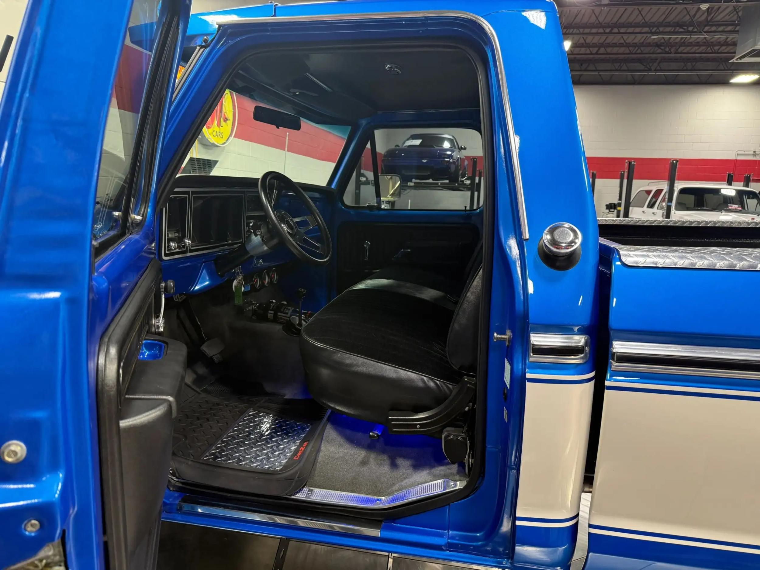 1975 Ford F-250 Explorer