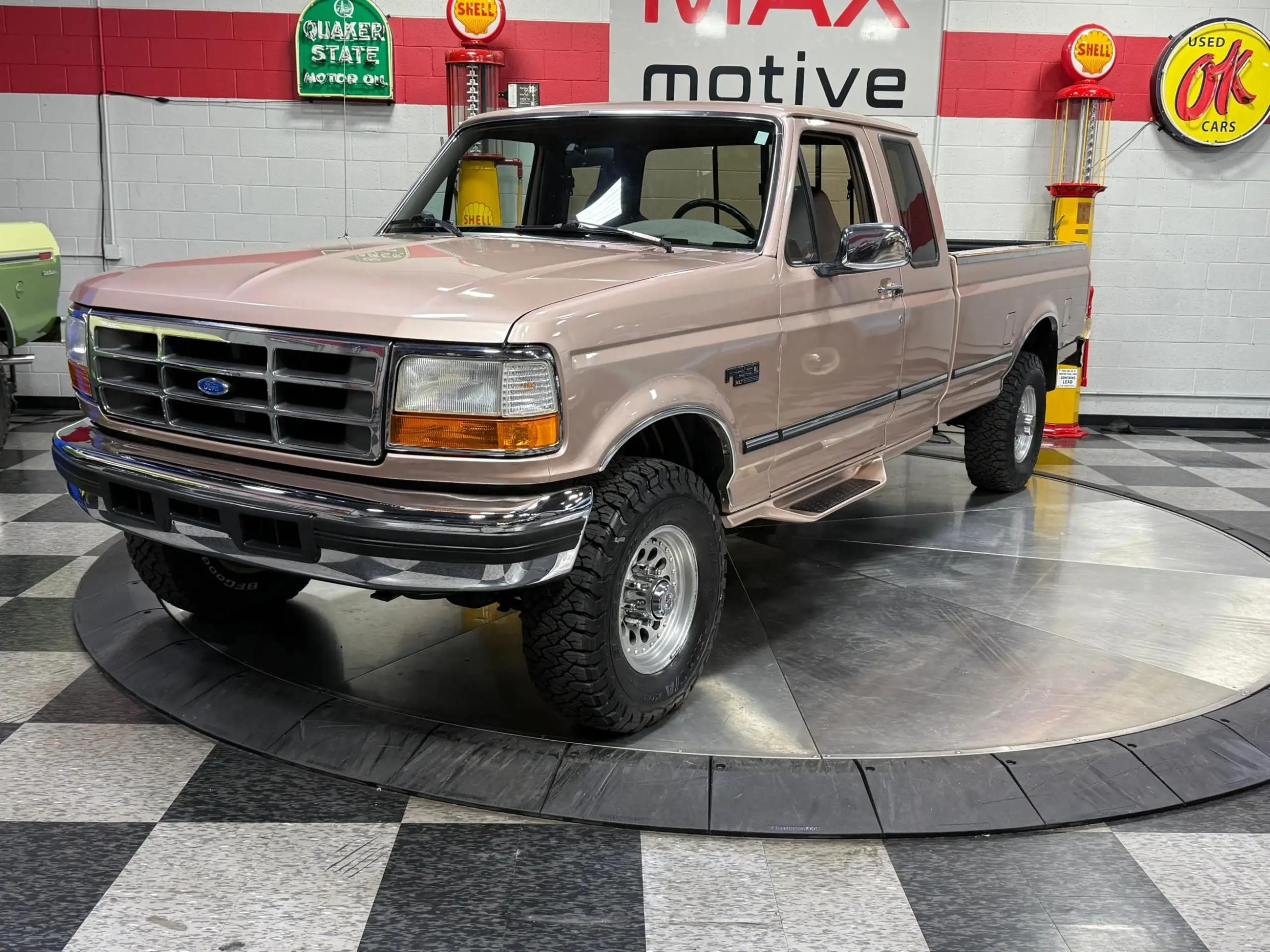 1996 Ford F-250 LT