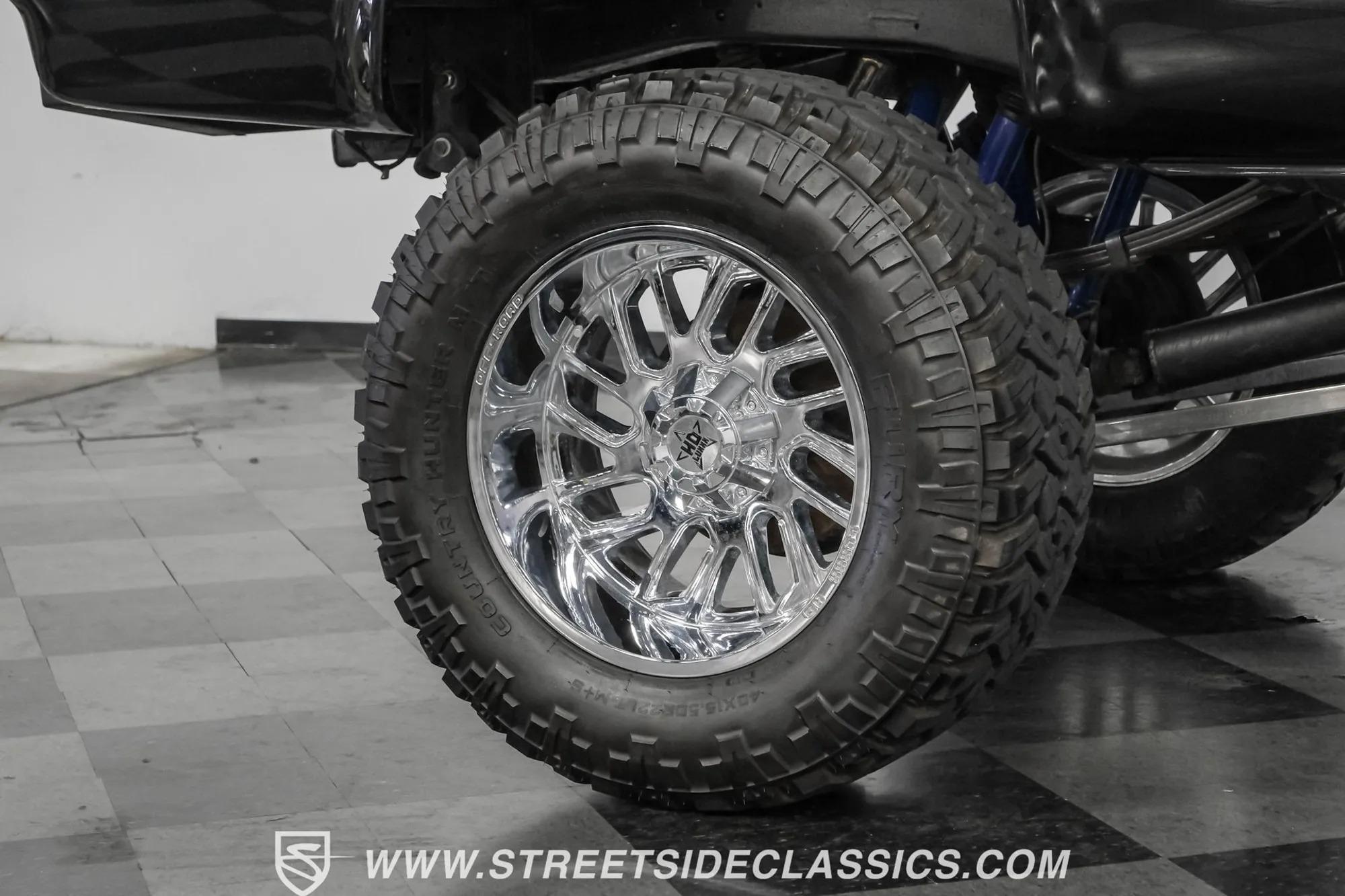 1986 Chevrolet K30 Silverado 4×4 Pickup