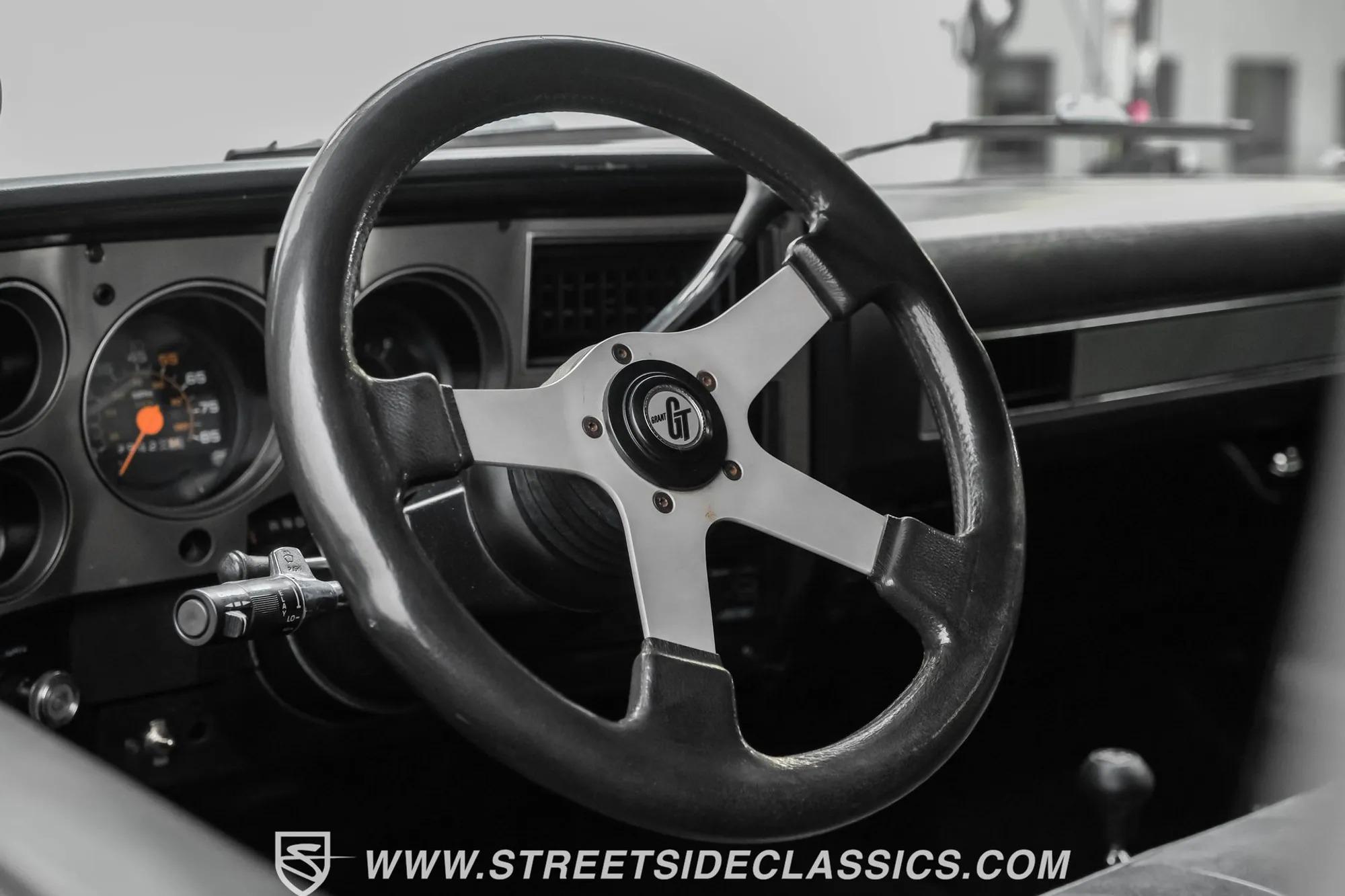 1986 Chevrolet K30 Silverado 4×4 Pickup