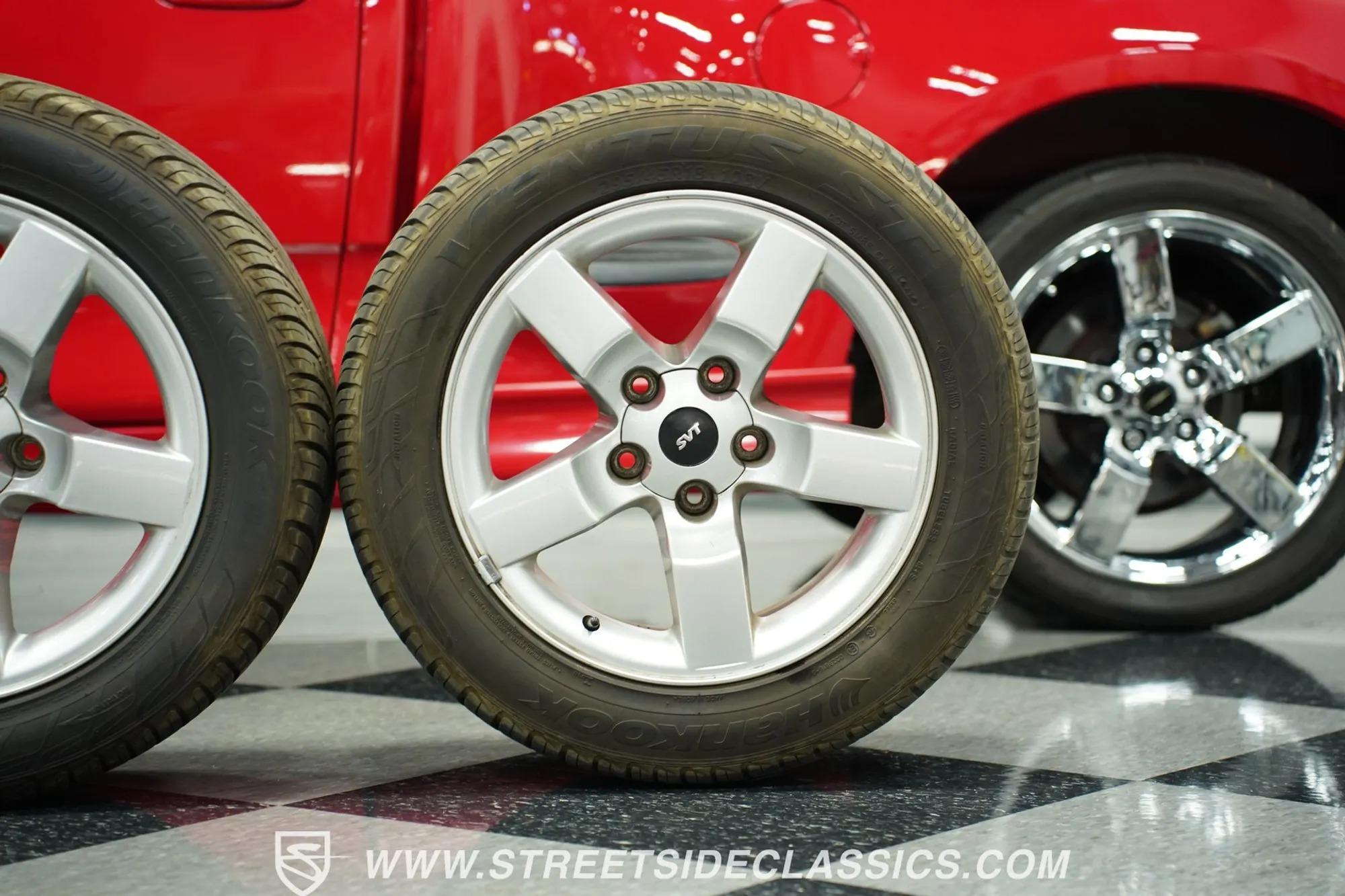 2002 Ford F-150 SVT Lightning