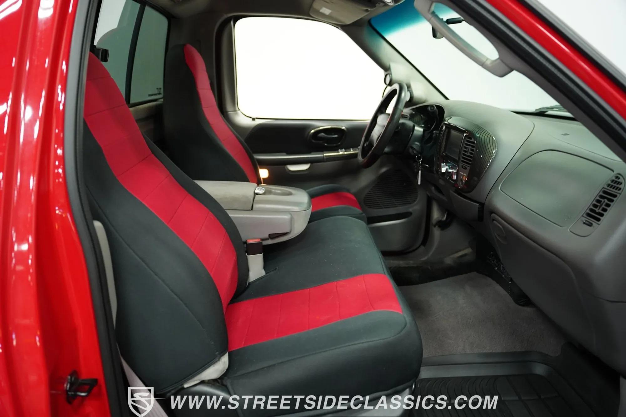 2002 Ford F-150 SVT Lightning