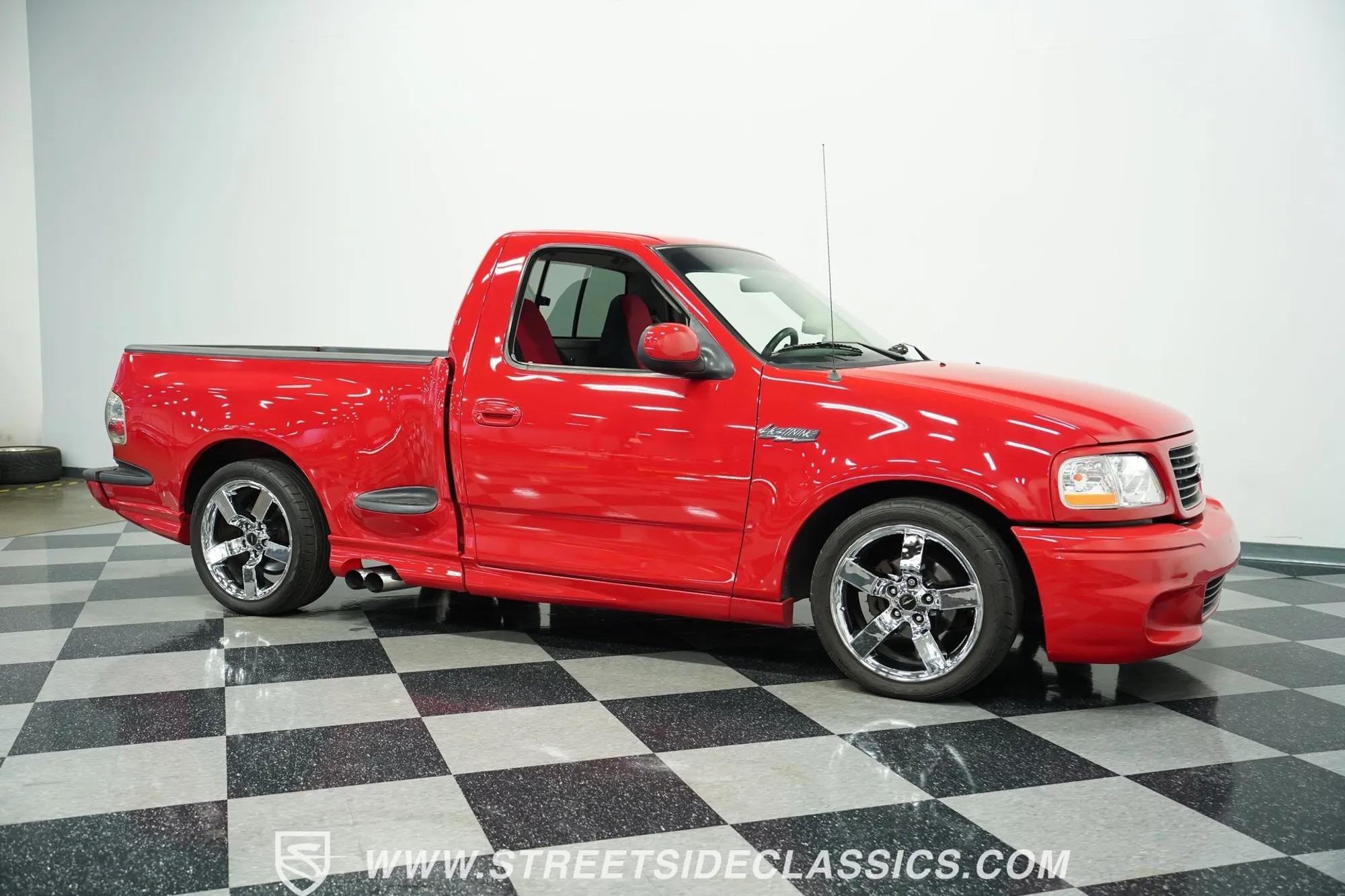 2002 Ford F-150 SVT Lightning