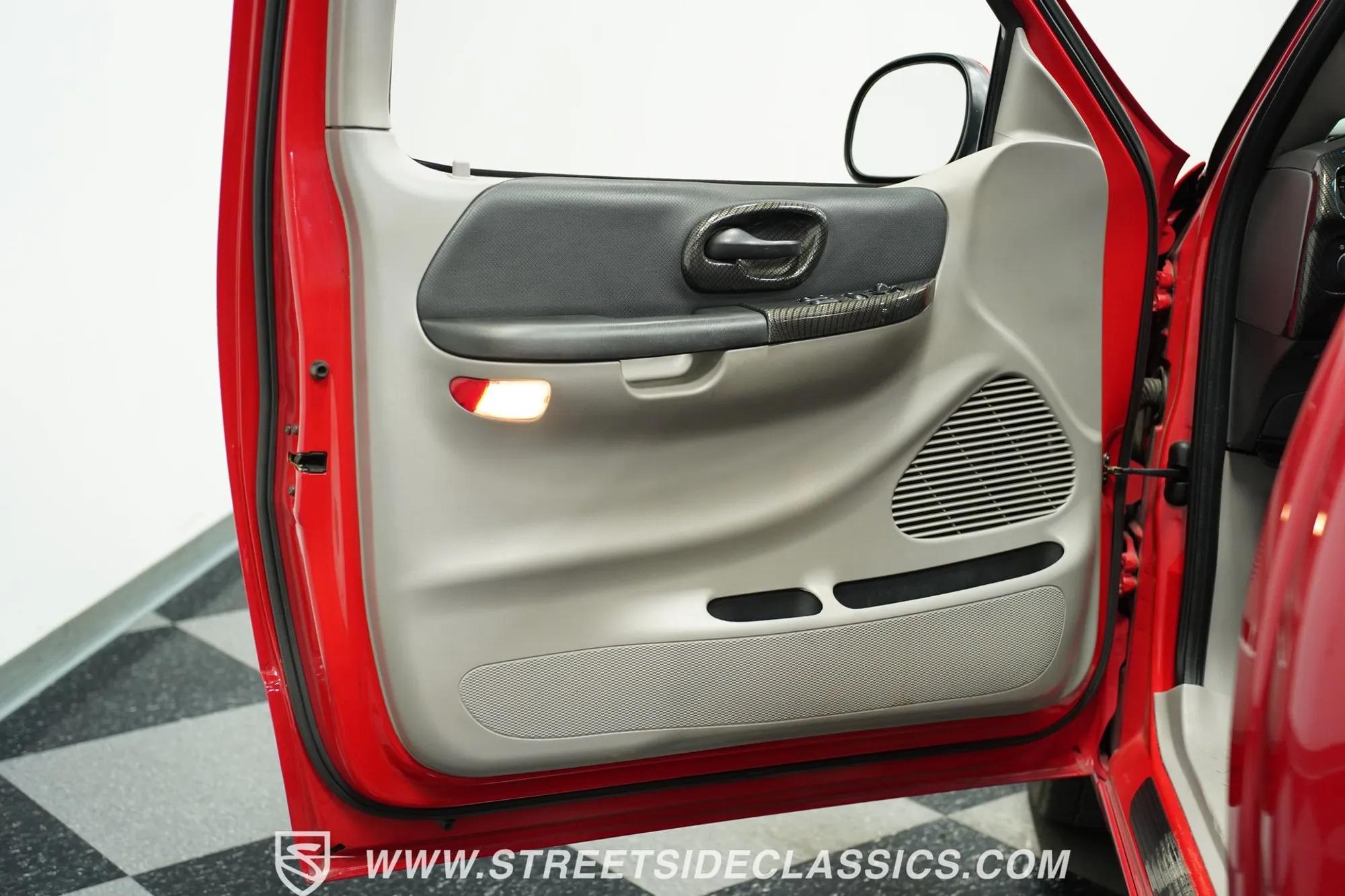 2002 Ford F-150 SVT Lightning