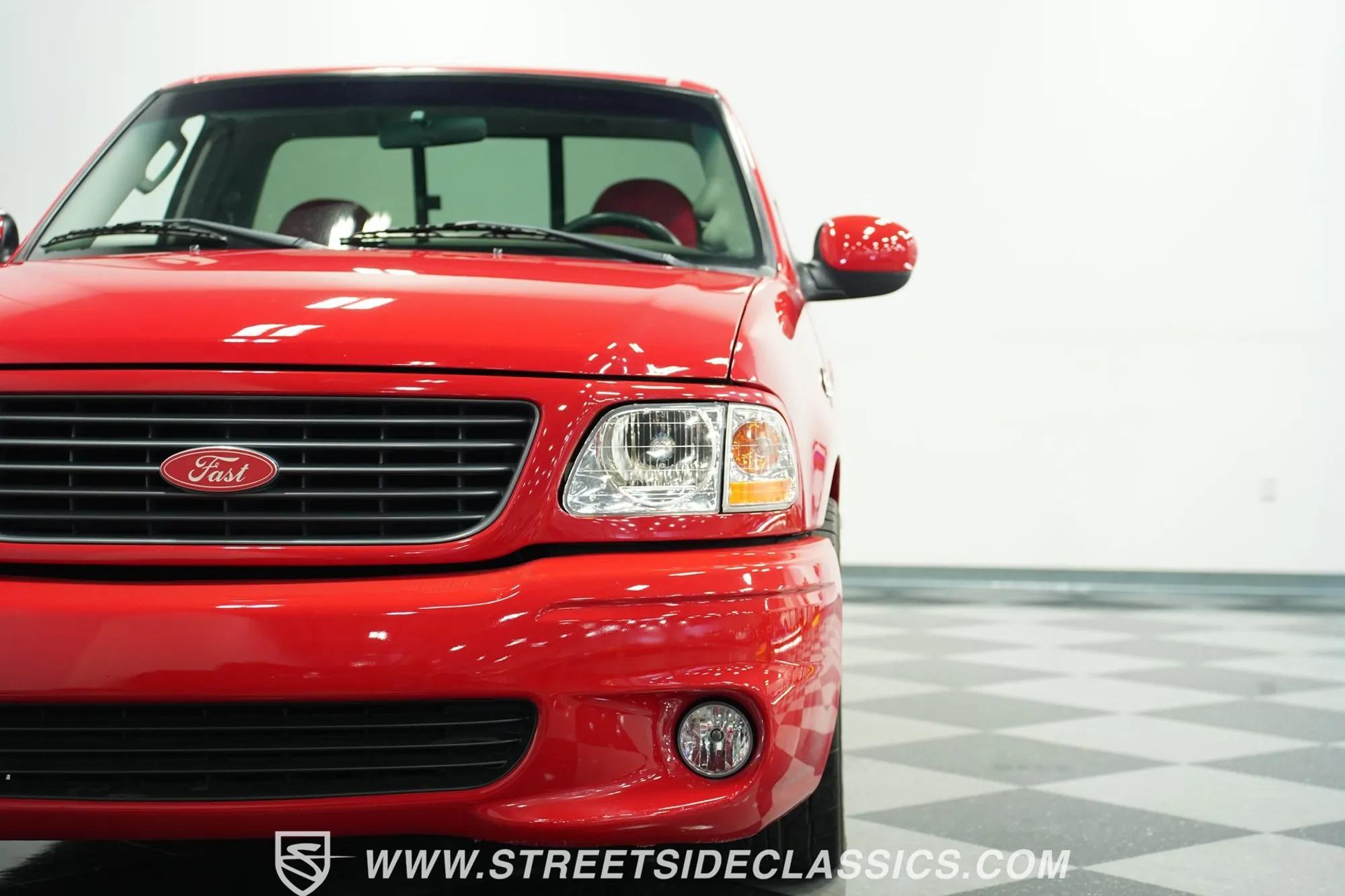 2002 Ford F-150 SVT Lightning