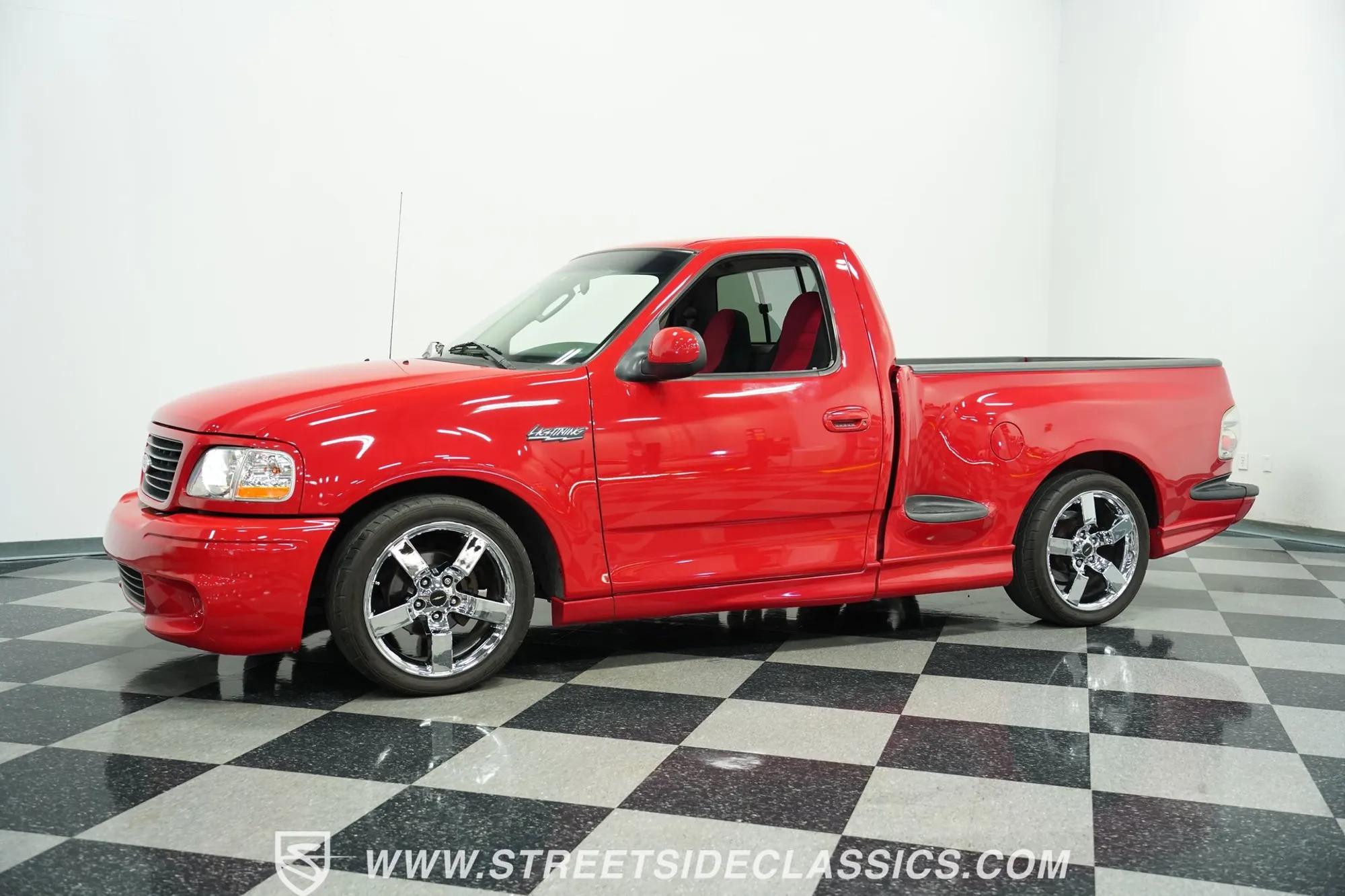 2002 Ford F-150 SVT Lightning
