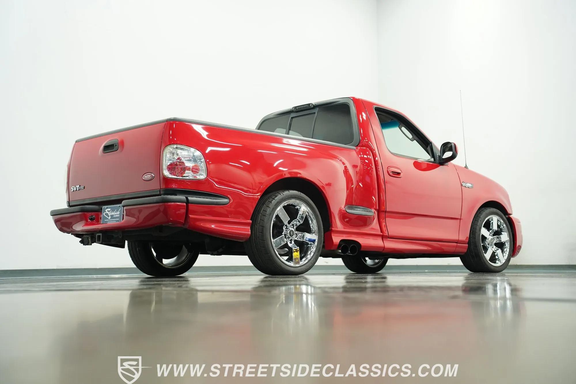 2002 Ford F-150 SVT Lightning