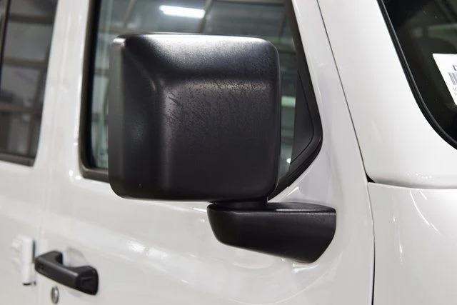 Modified 2024 Jeep Gladiator Mojave